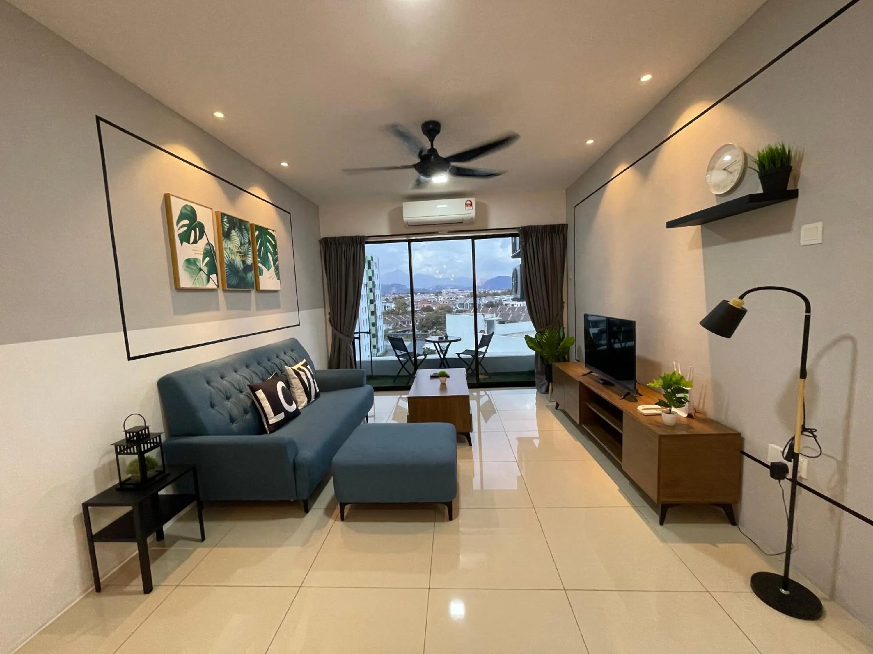 TV and multimedia in Ipoh Waterpark Manhattan Premium Suites by IWH Suites