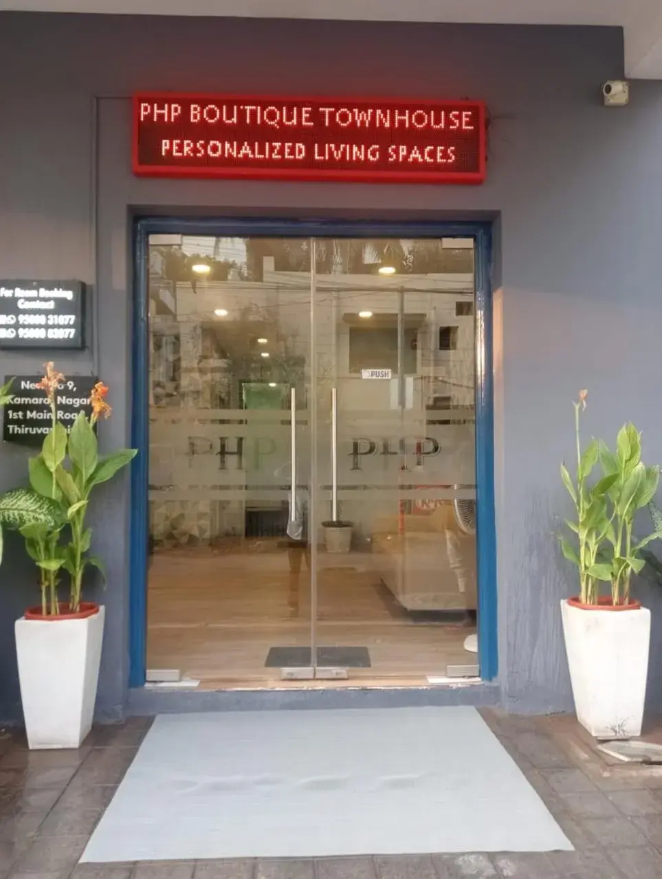 Facade/entrance in PHP BOUTIQUE TOWNHOUSE Facade/entrance in PHP BOUTIQUE TOWNHOUSE