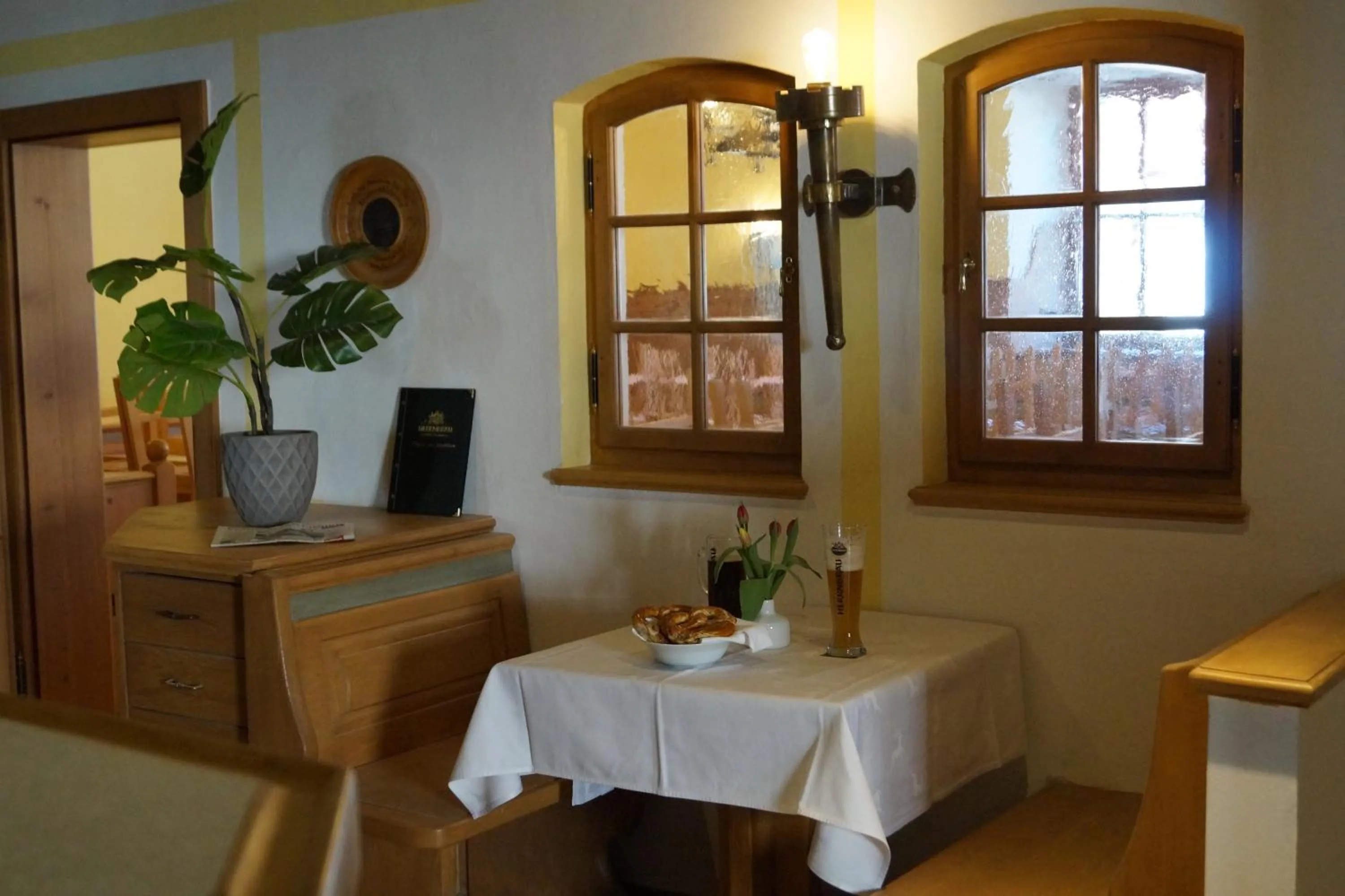 Restaurant/places to eat in Römercastell Wirtshaus & Hotel