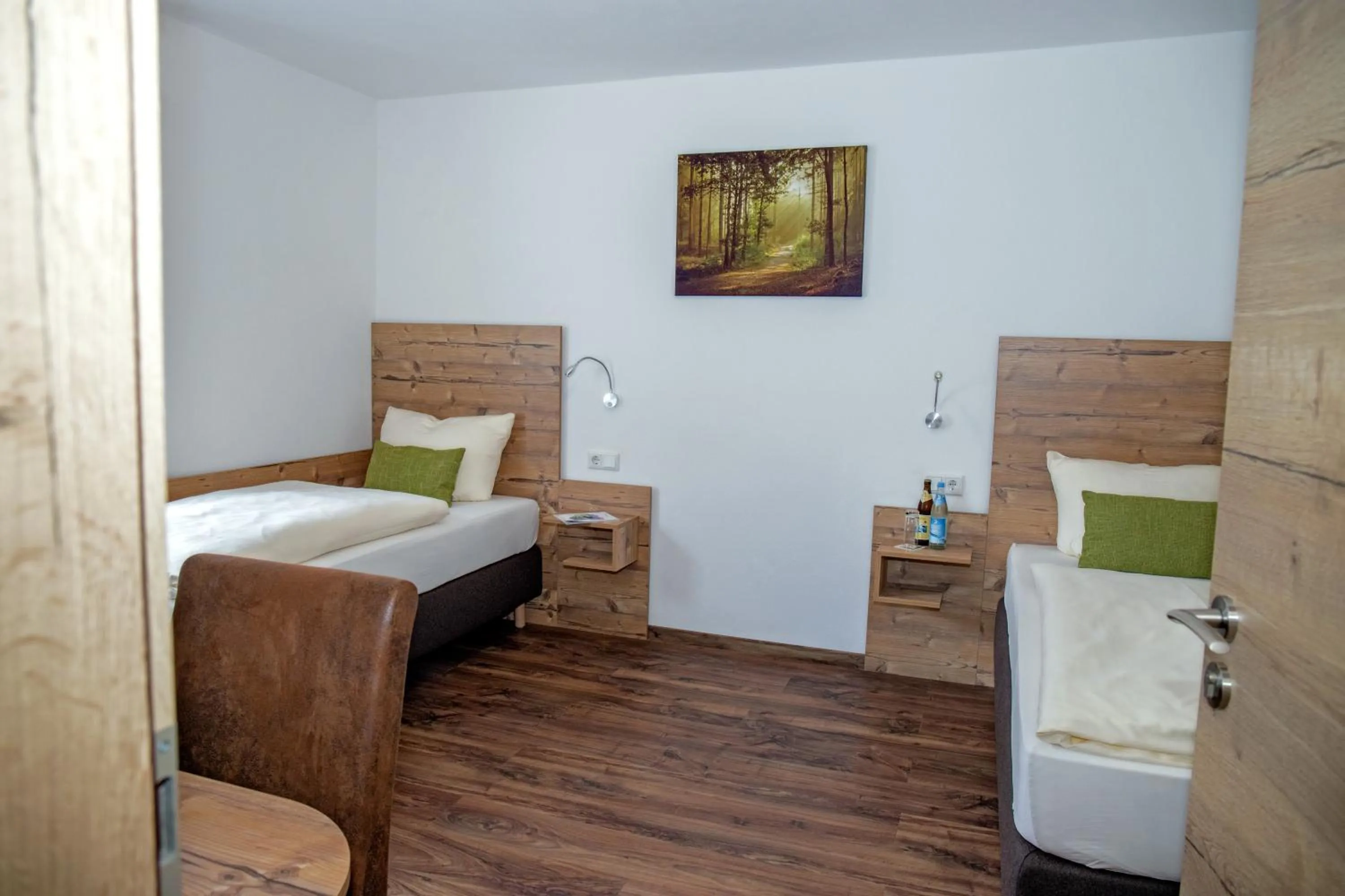 Bedroom, Bed in Römercastell Wirtshaus & Hotel