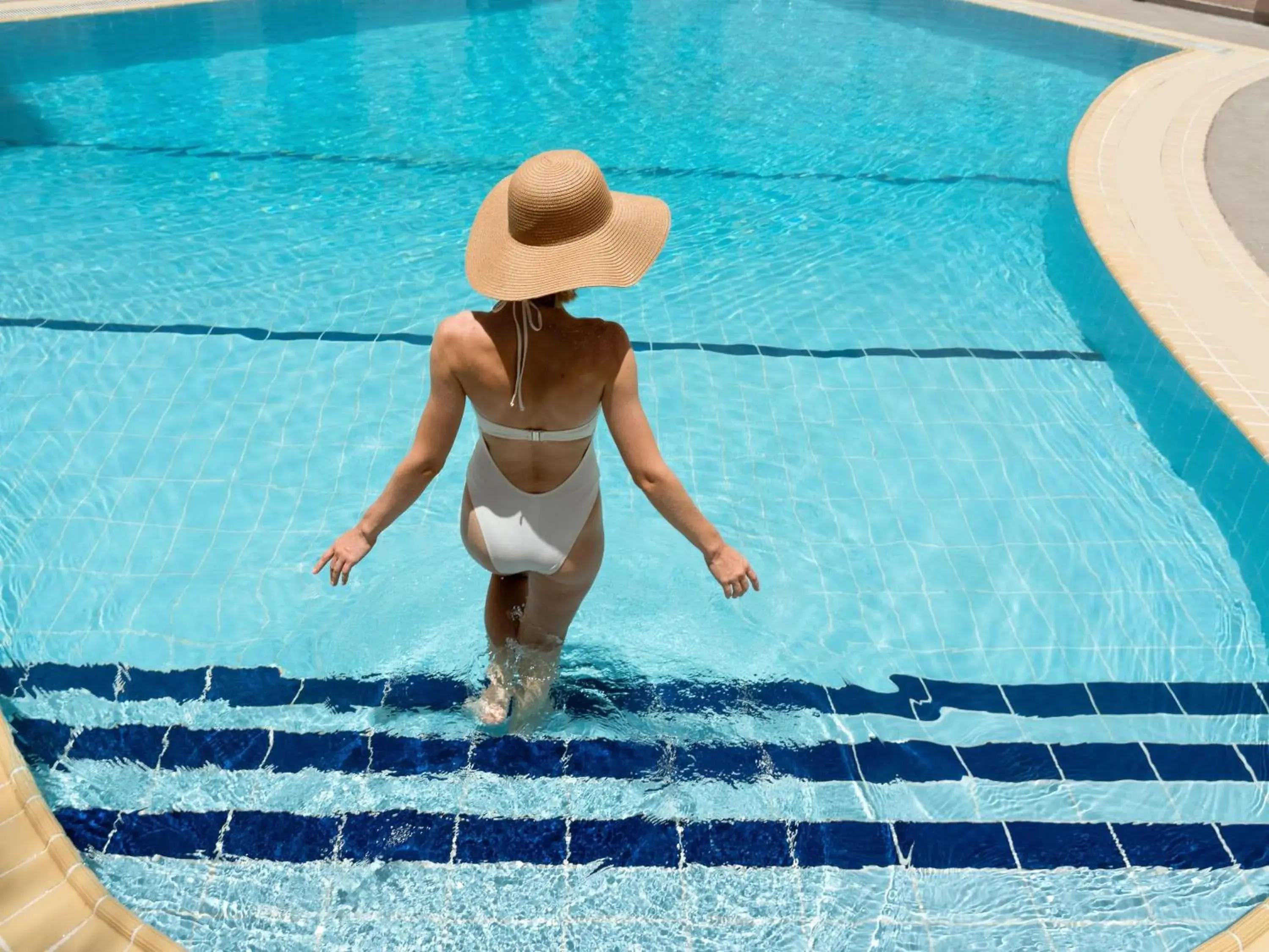 Property building in Mövenpick Hotel Doha Property building in Mövenpick Hotel Doha