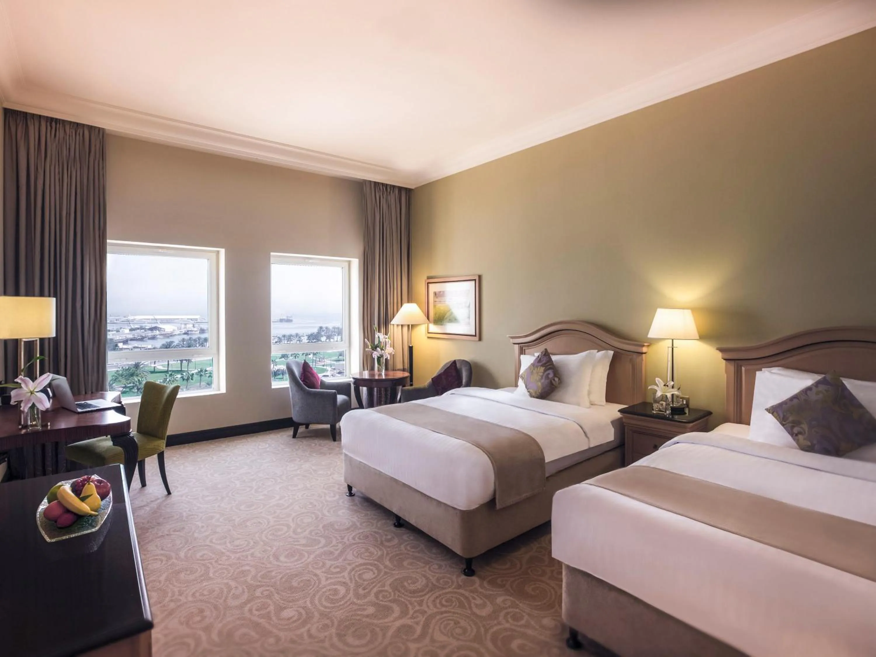 Bed in Mövenpick Hotel Doha