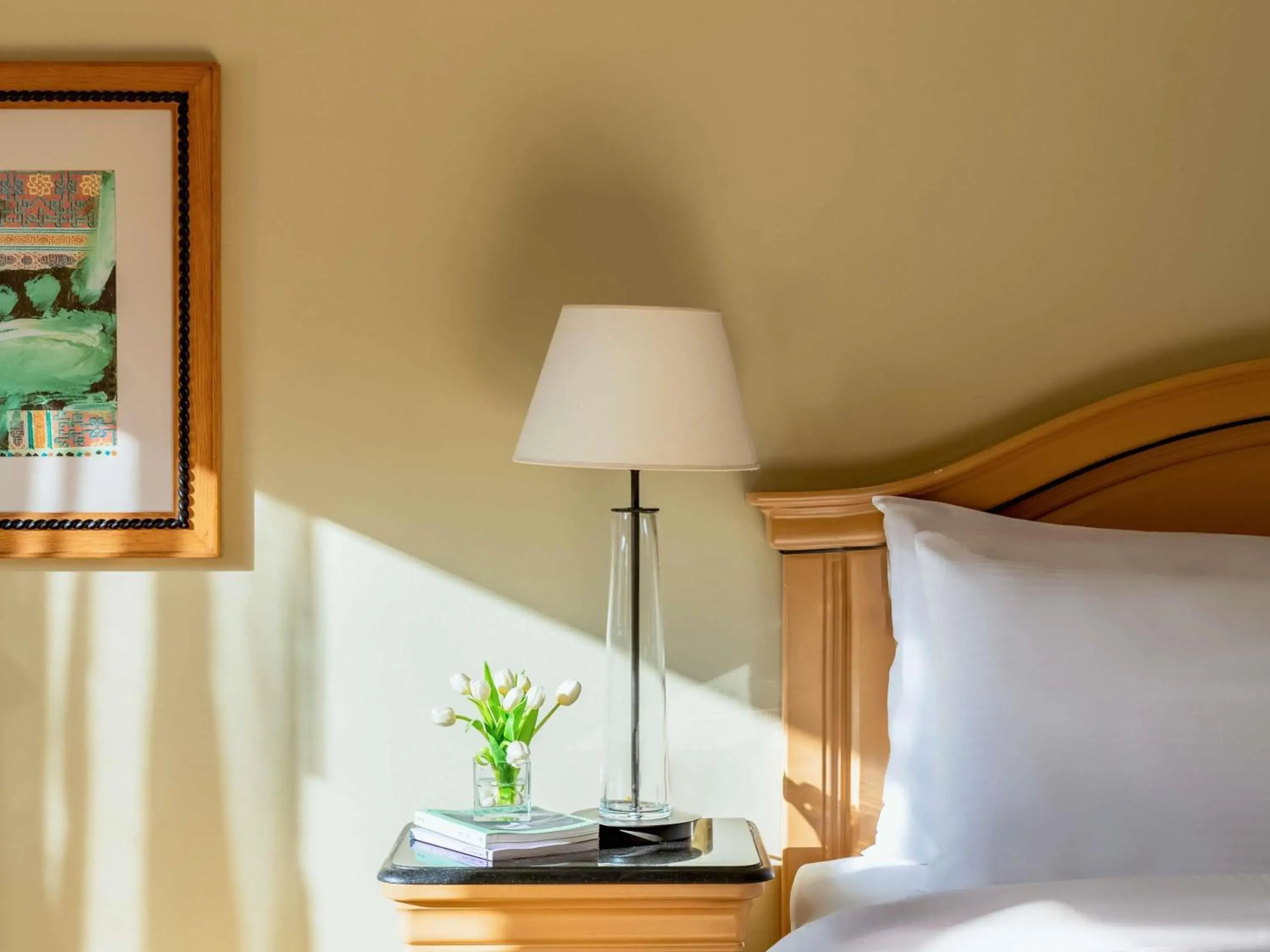 Bedroom, Bed in Mövenpick Hotel Doha Bedroom, Bed in Mövenpick Hotel Doha