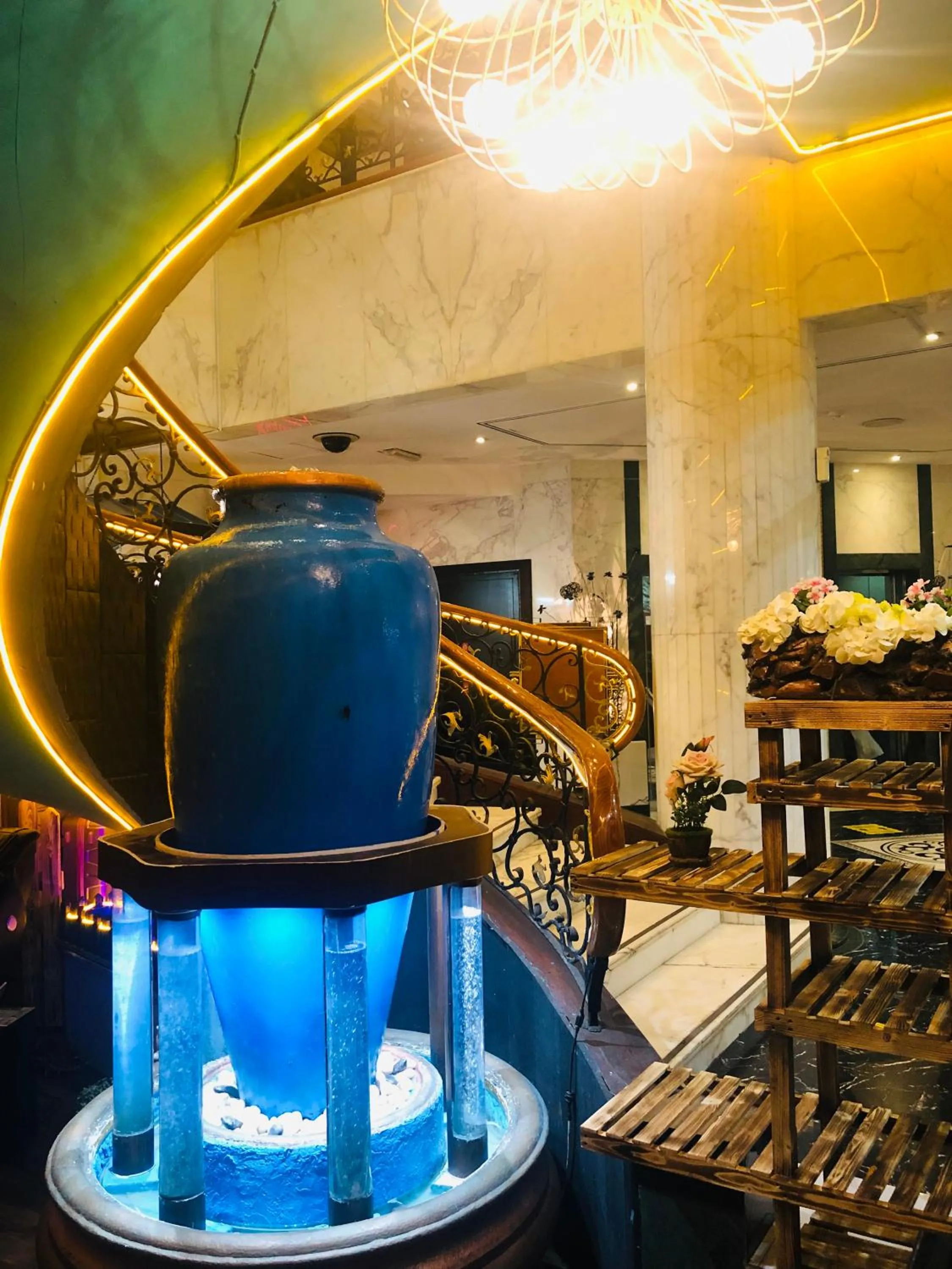 Food and drinks in Grand Mayfair Hotel