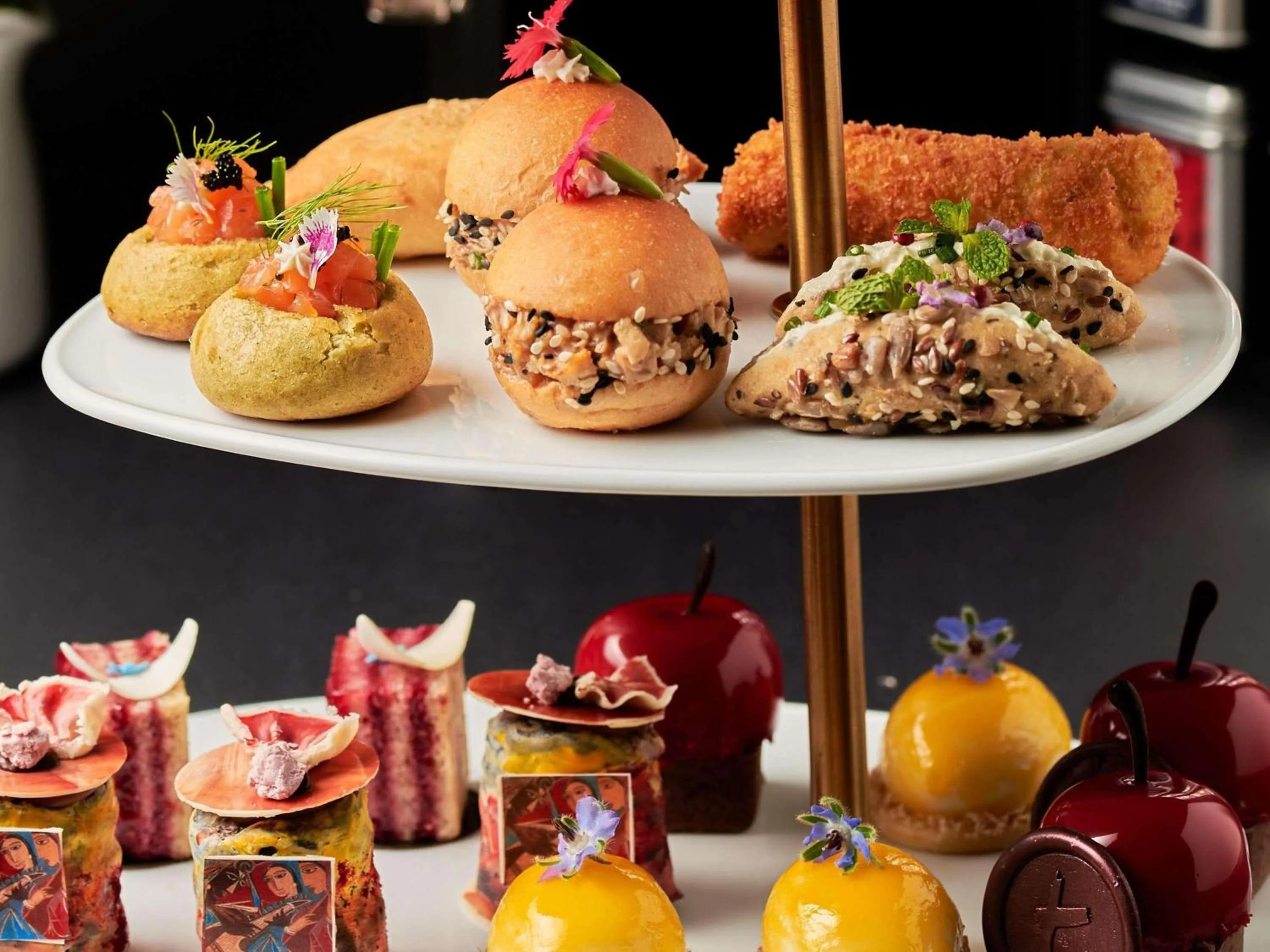Restaurant/places to eat in Pullman Dubai Creek City Centre