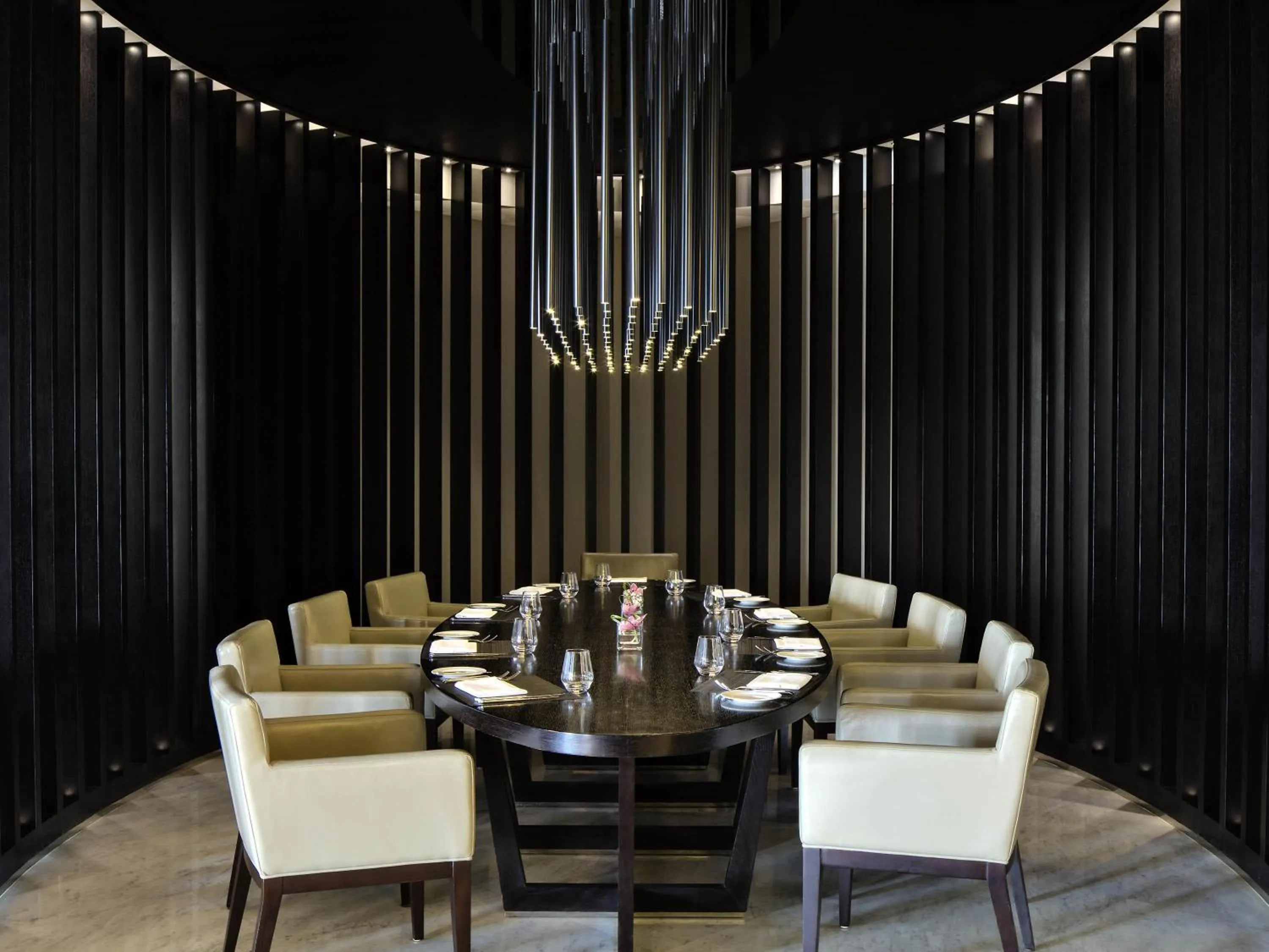 Restaurant/places to eat in Pullman Dubai Creek City Centre