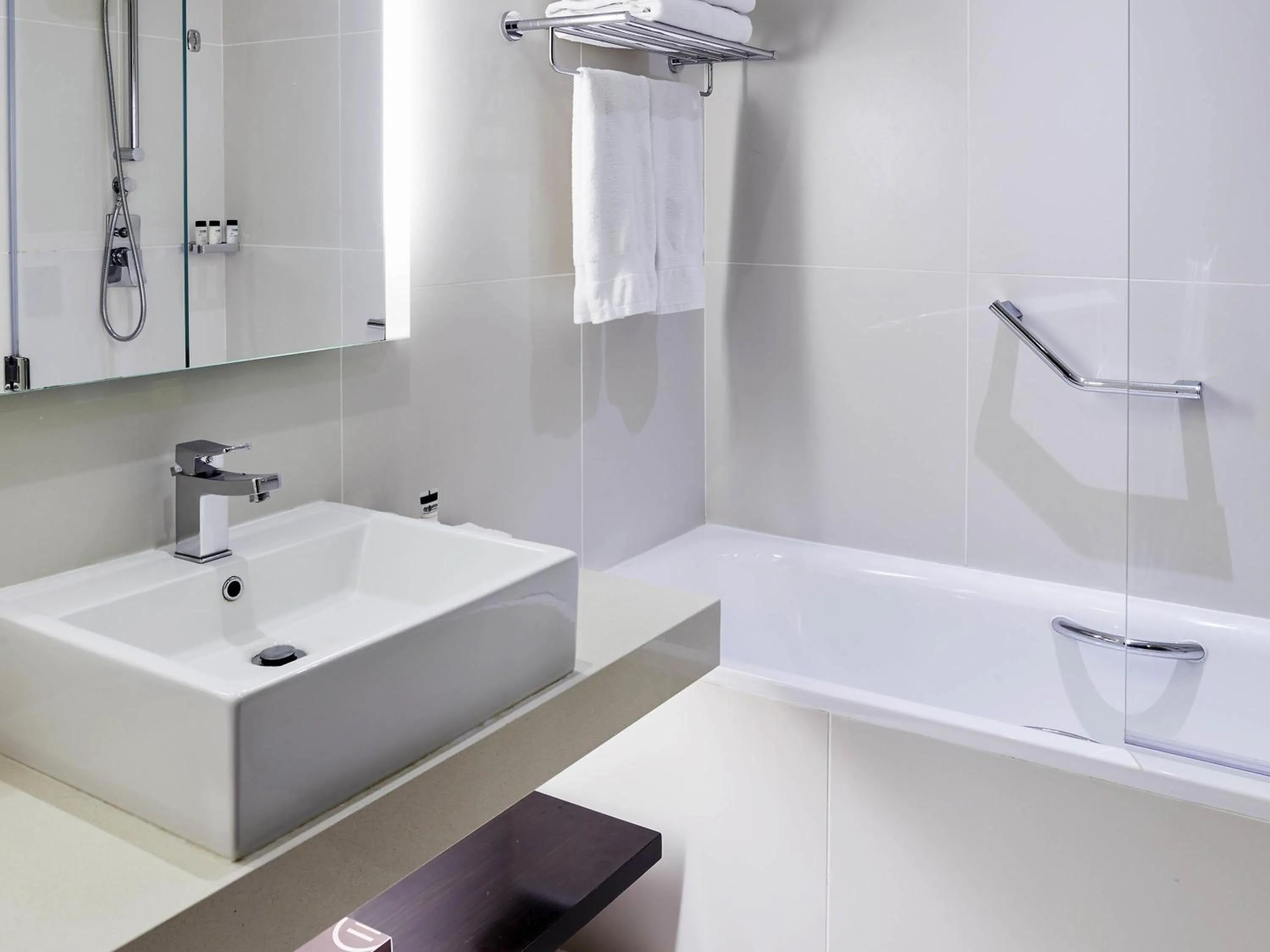 Bedroom in Pullman Dubai Creek City Centre