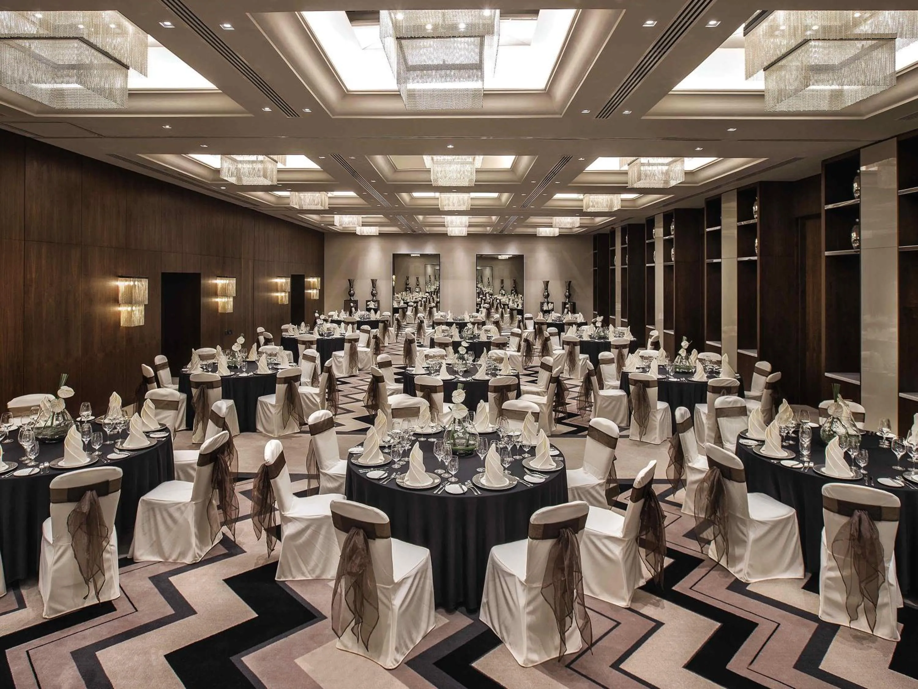 Meeting/conference room in Pullman Dubai Creek City Centre