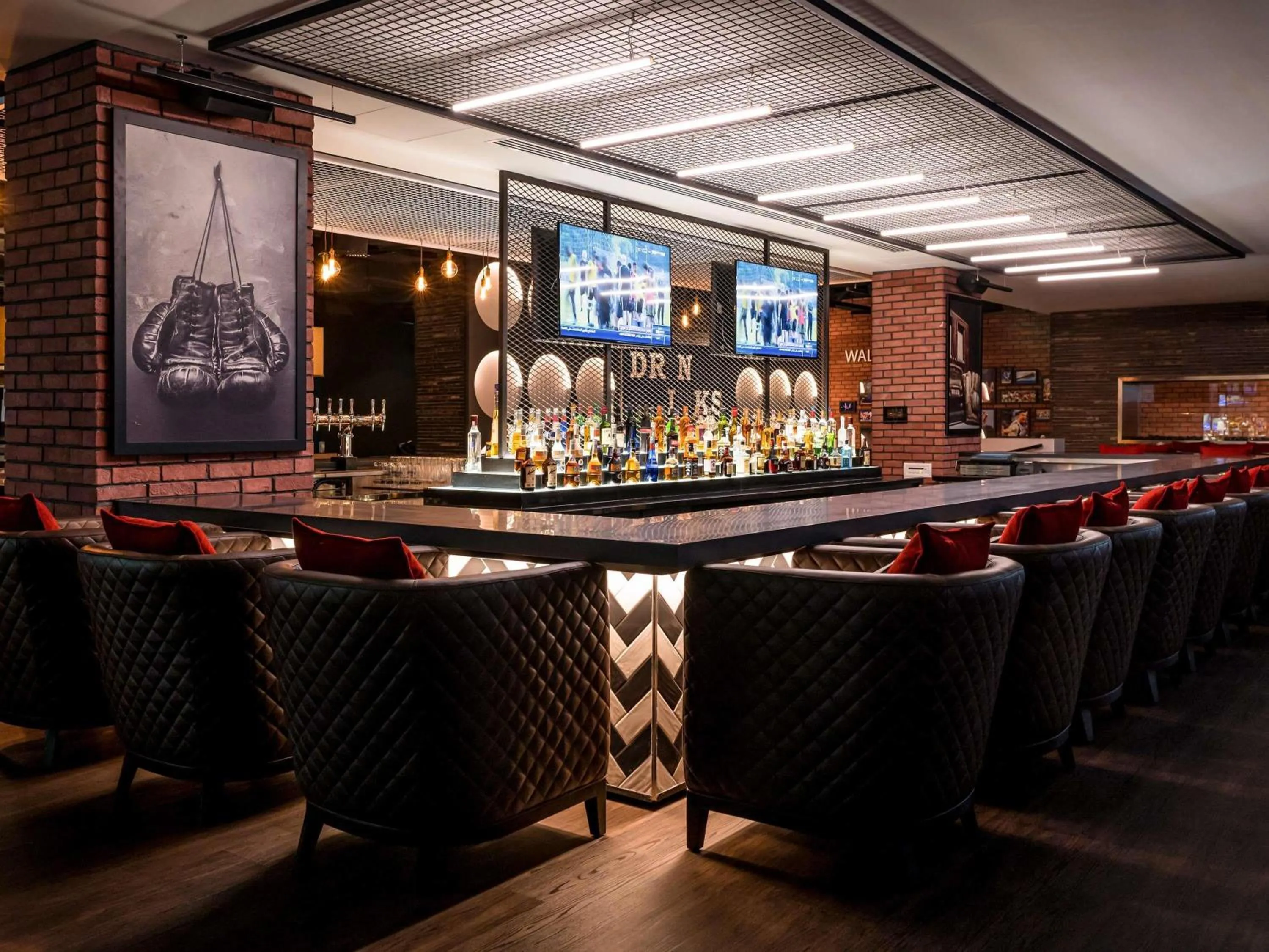 Lounge or bar in Pullman Dubai Creek City Centre