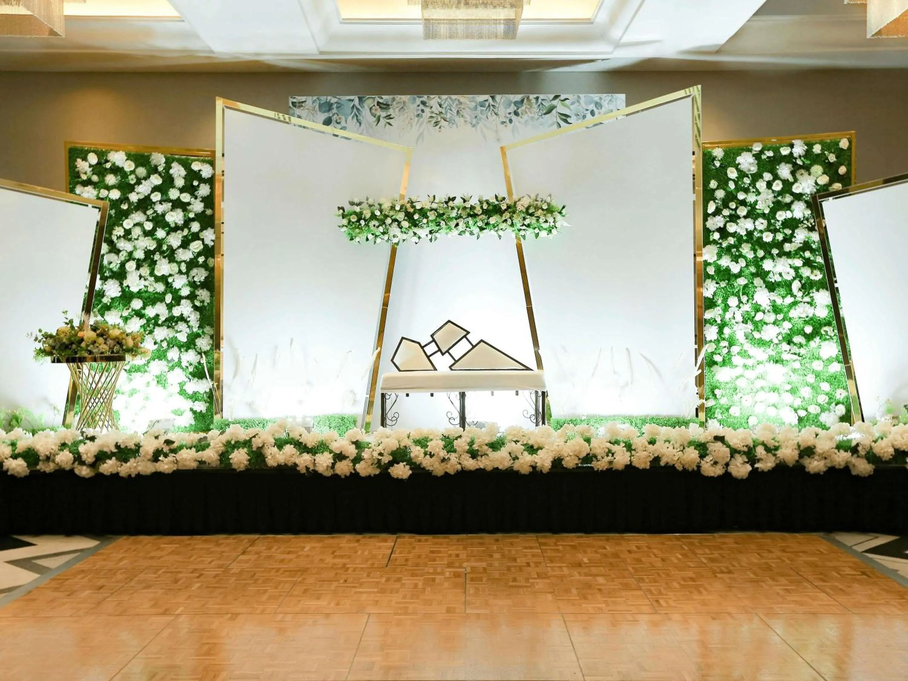 Meeting/conference room in Pullman Dubai Creek City Centre