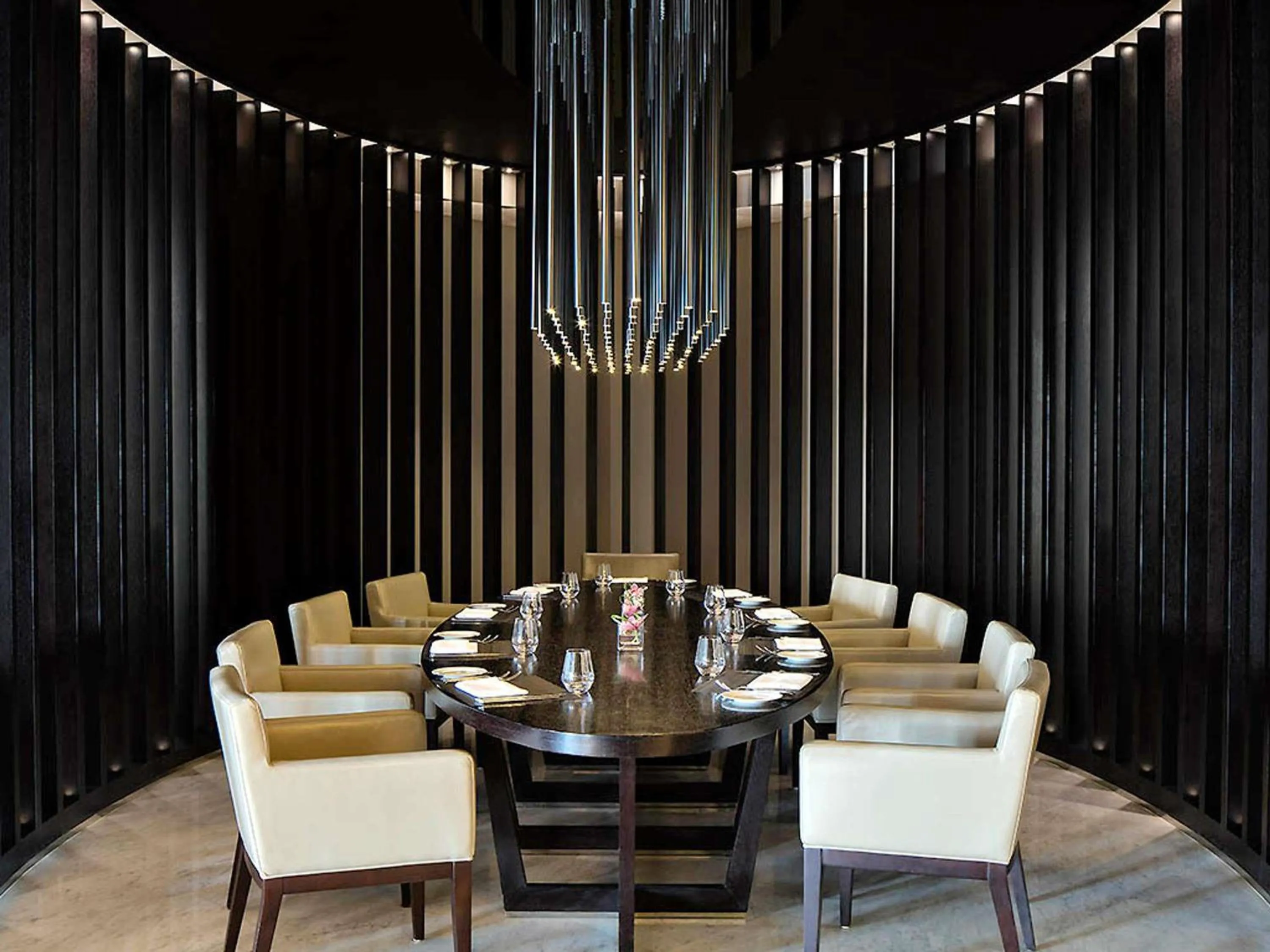 Restaurant/places to eat in Pullman Dubai Creek City Centre