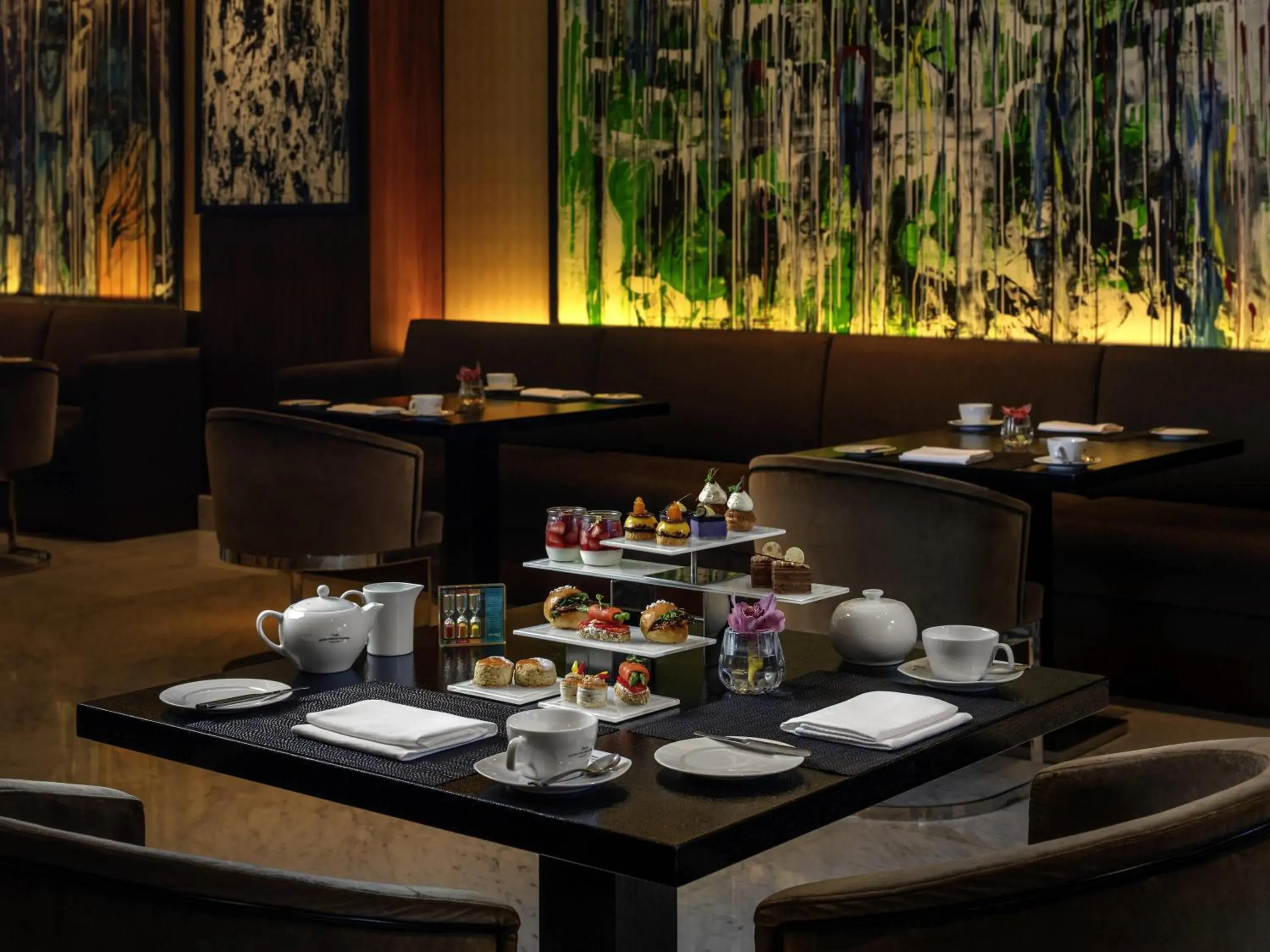 Restaurant/places to eat in Pullman Dubai Creek City Centre Restaurant/places to eat in Pullman Dubai Creek City Centre