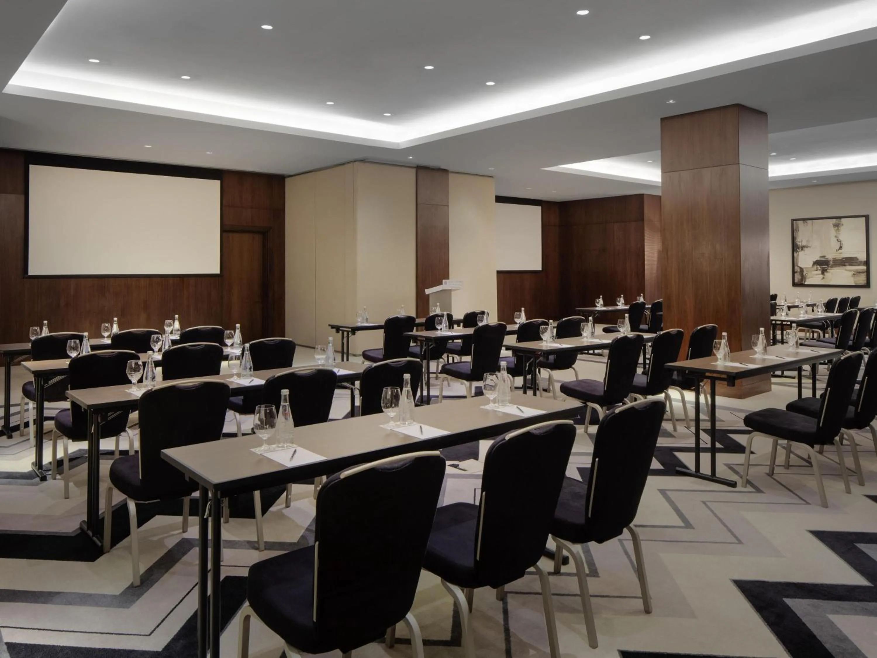 Meeting/conference room in Pullman Dubai Creek City Centre