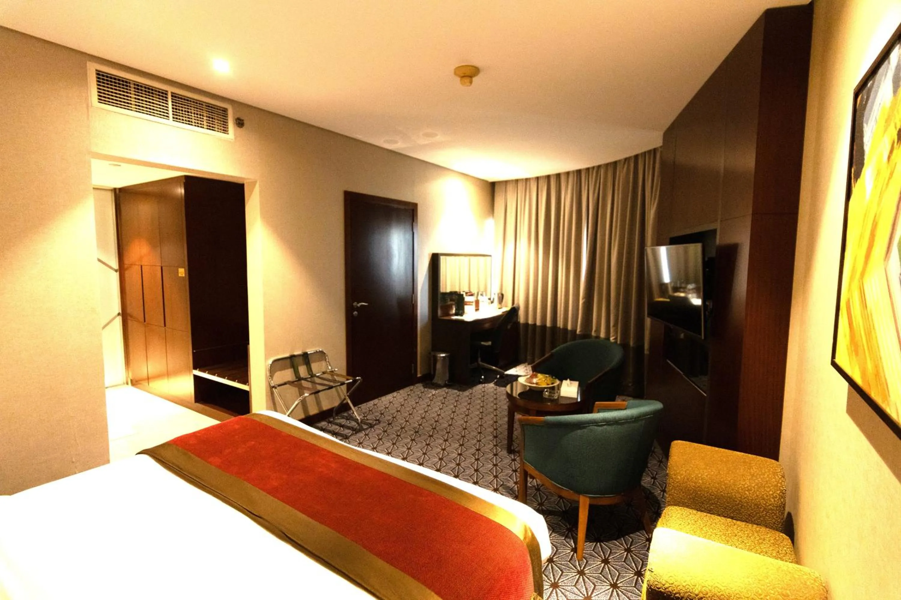 Bed in Versailles by Vieras Hotel