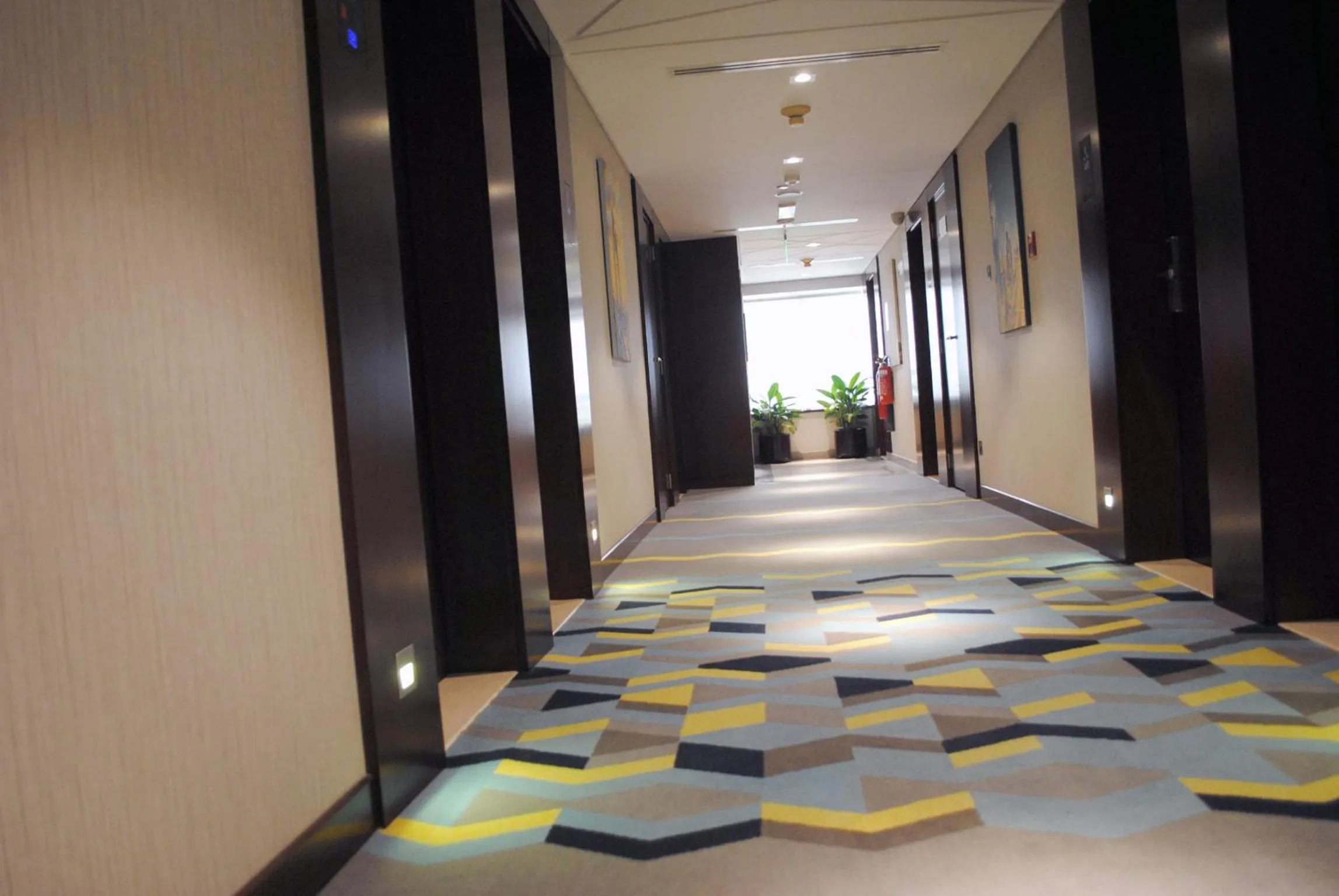 Area and facilities in Versailles by Vieras Hotel