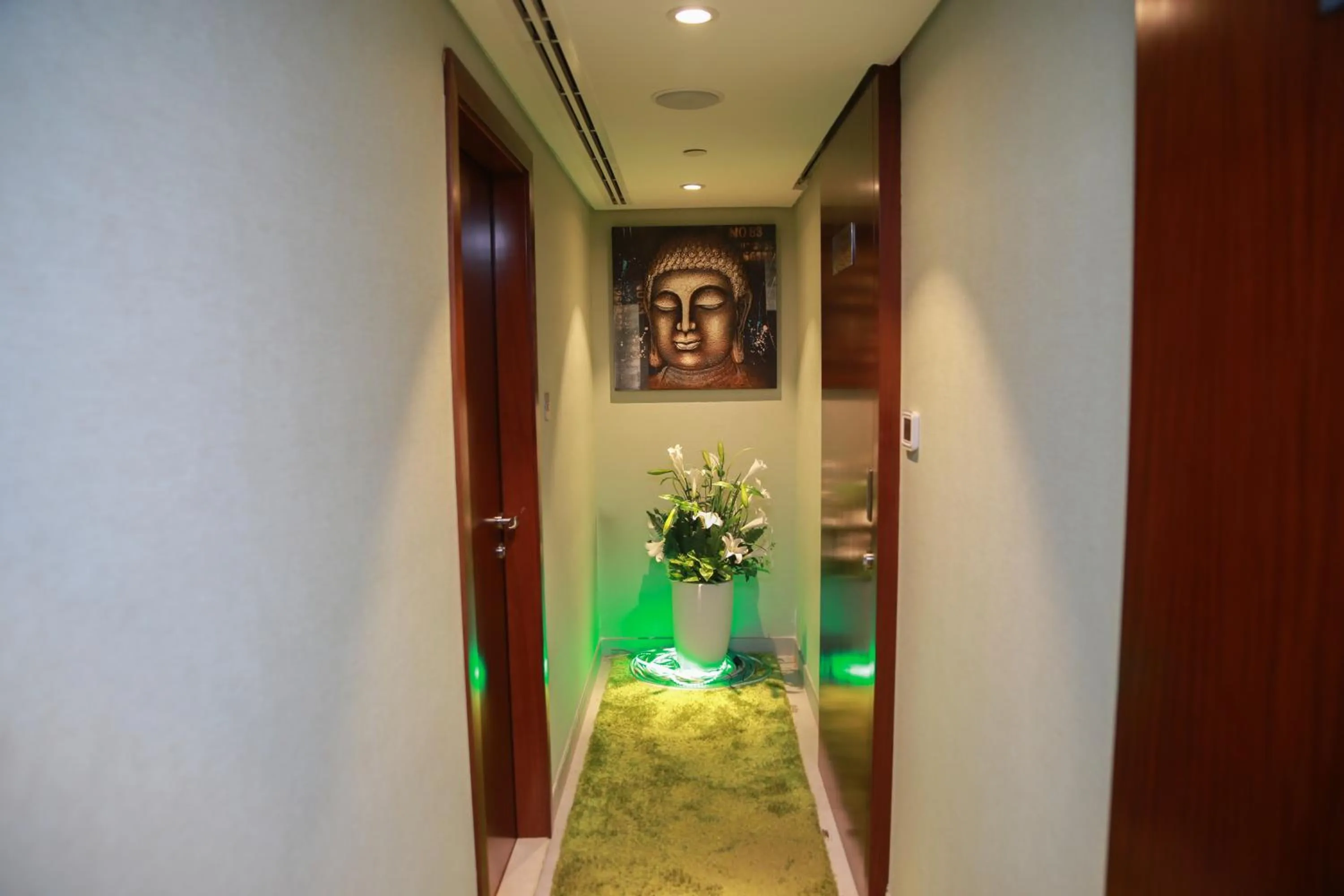 Spa and wellness centre/facilities in Versailles by Vieras Hotel