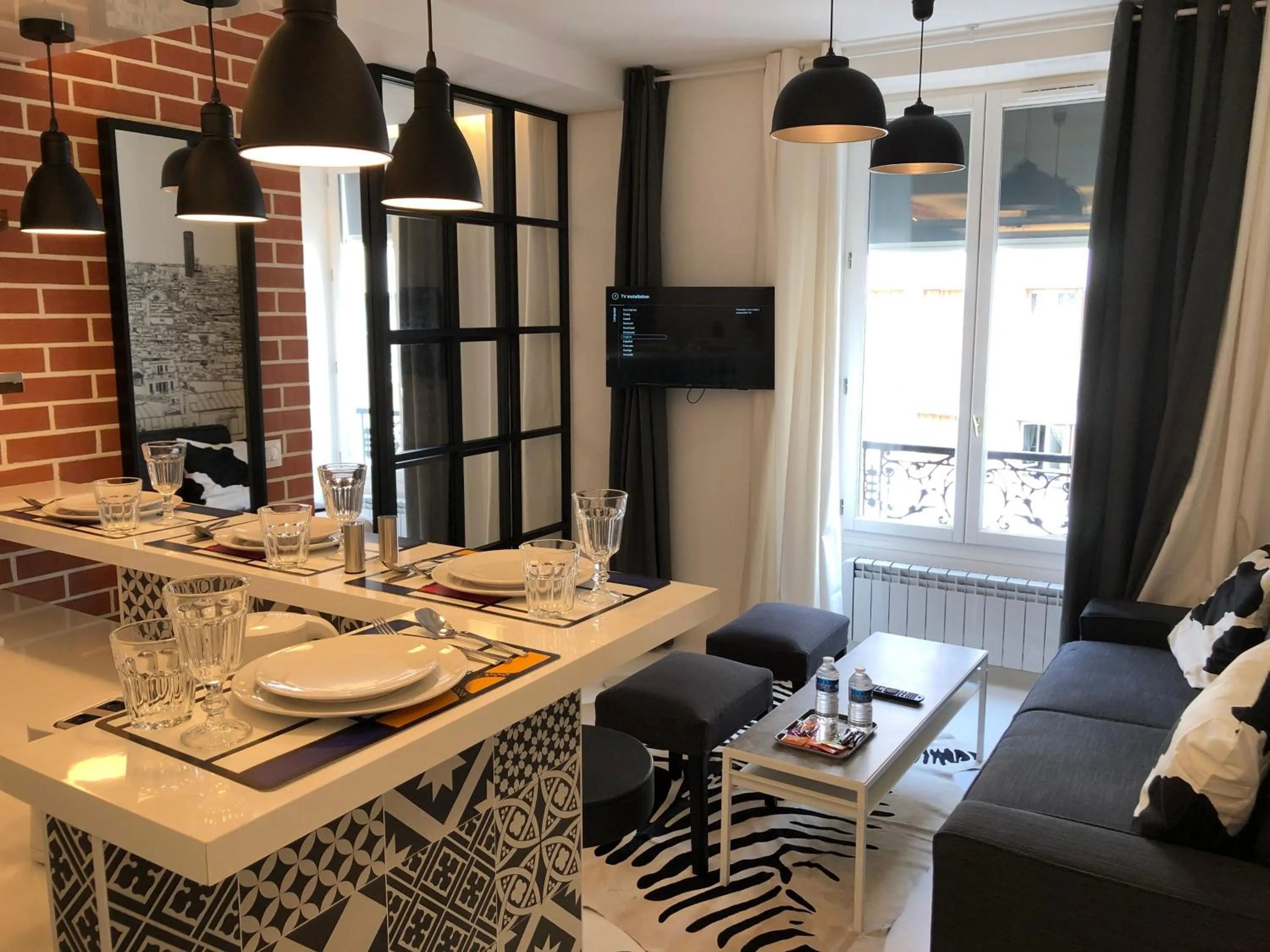 Appartement Hainaut Paris XIXème- Tout Equipé!