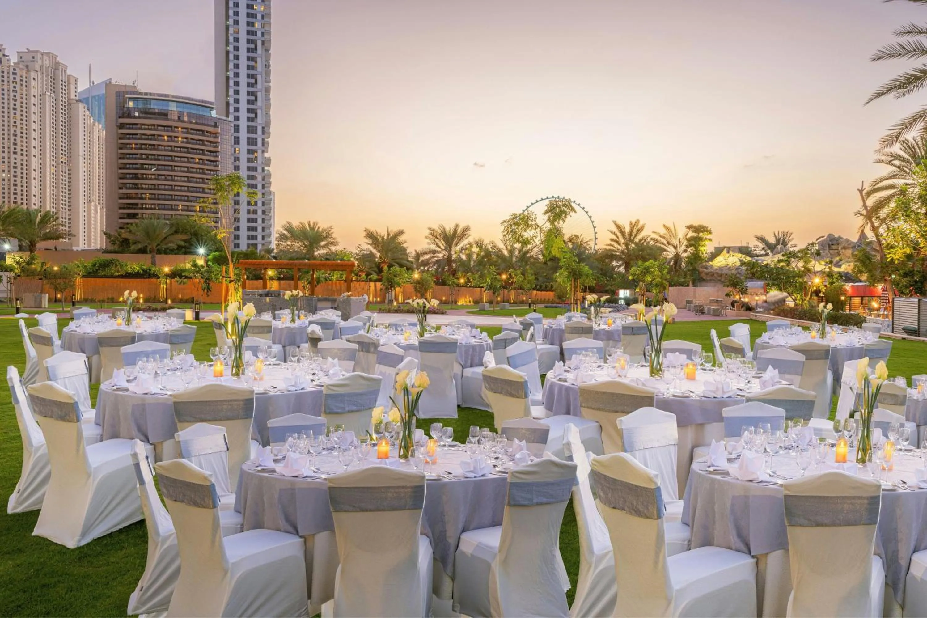 Meeting/conference room in Al Habtoor Grand Resort, Autograph Collection