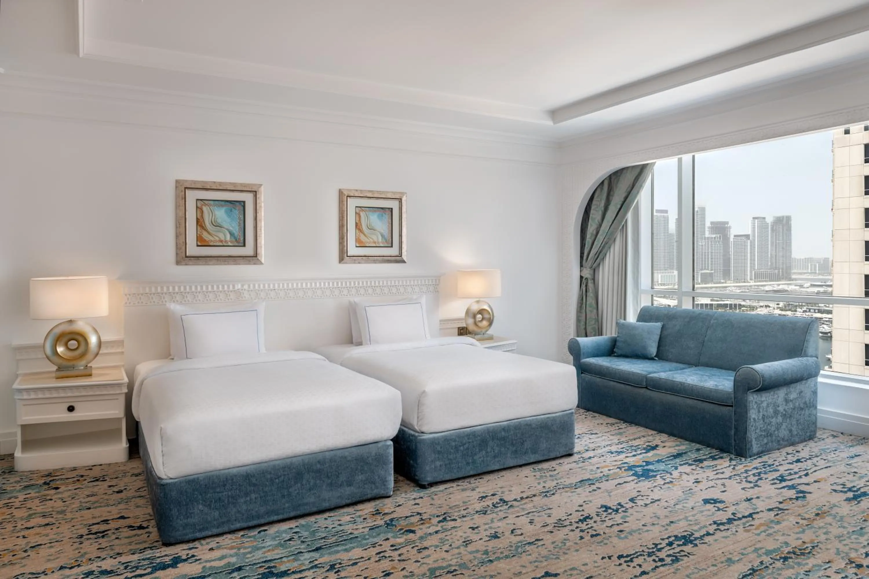 Bed in Al Habtoor Grand Resort, Autograph Collection