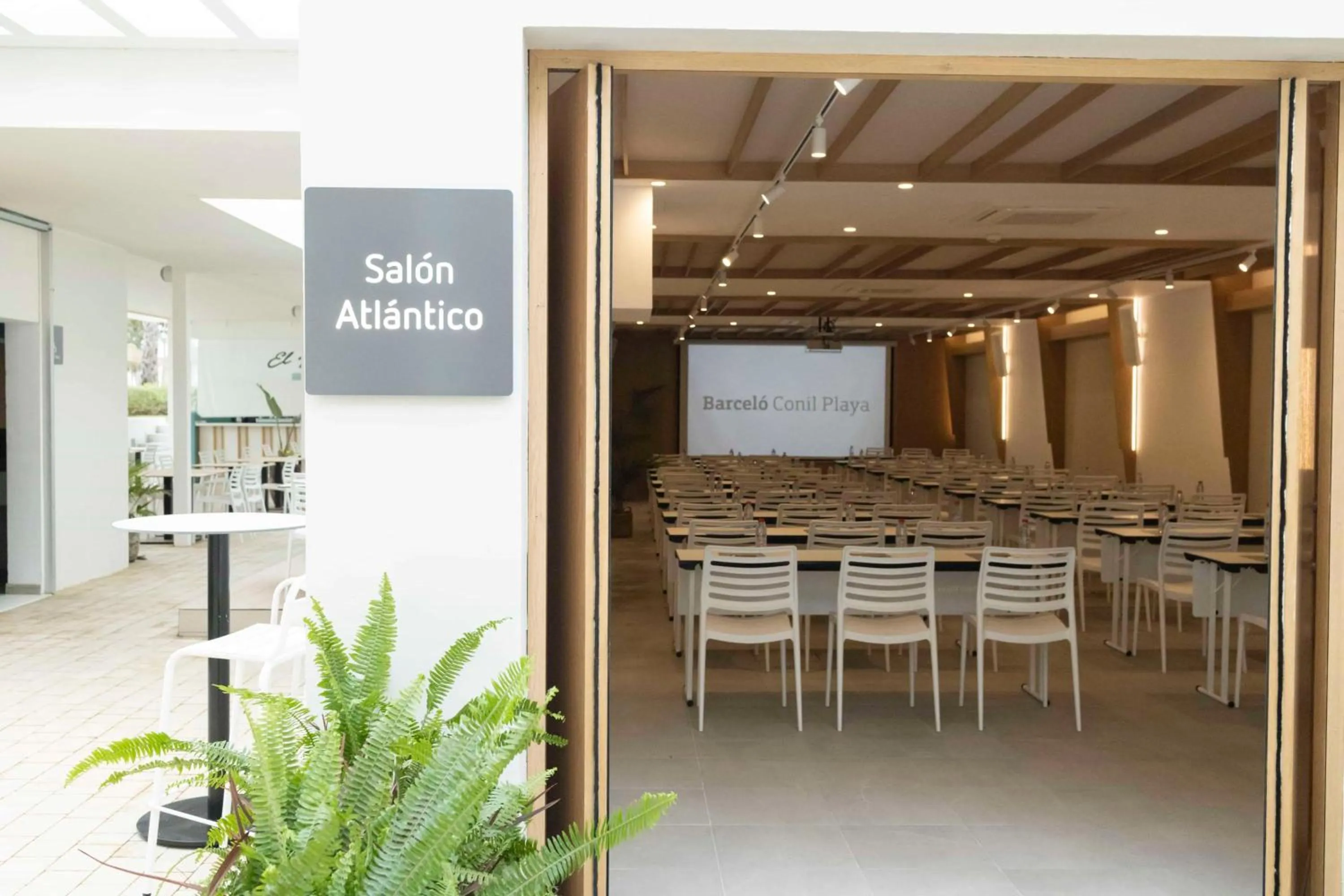 Meeting/conference room in Barceló Conil Playa - Adults Recommended