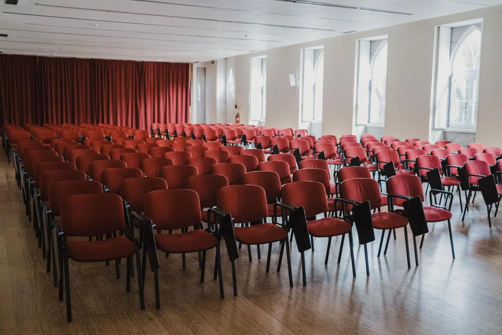 Business facilities in Vilar Oporto Hotel