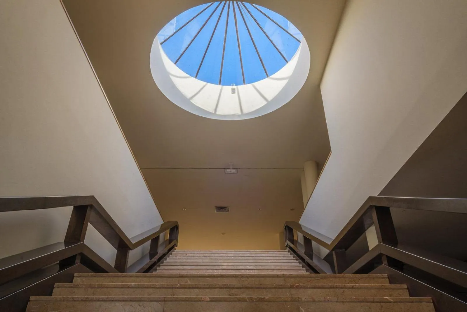 Property building in Vilar Oporto Hotel