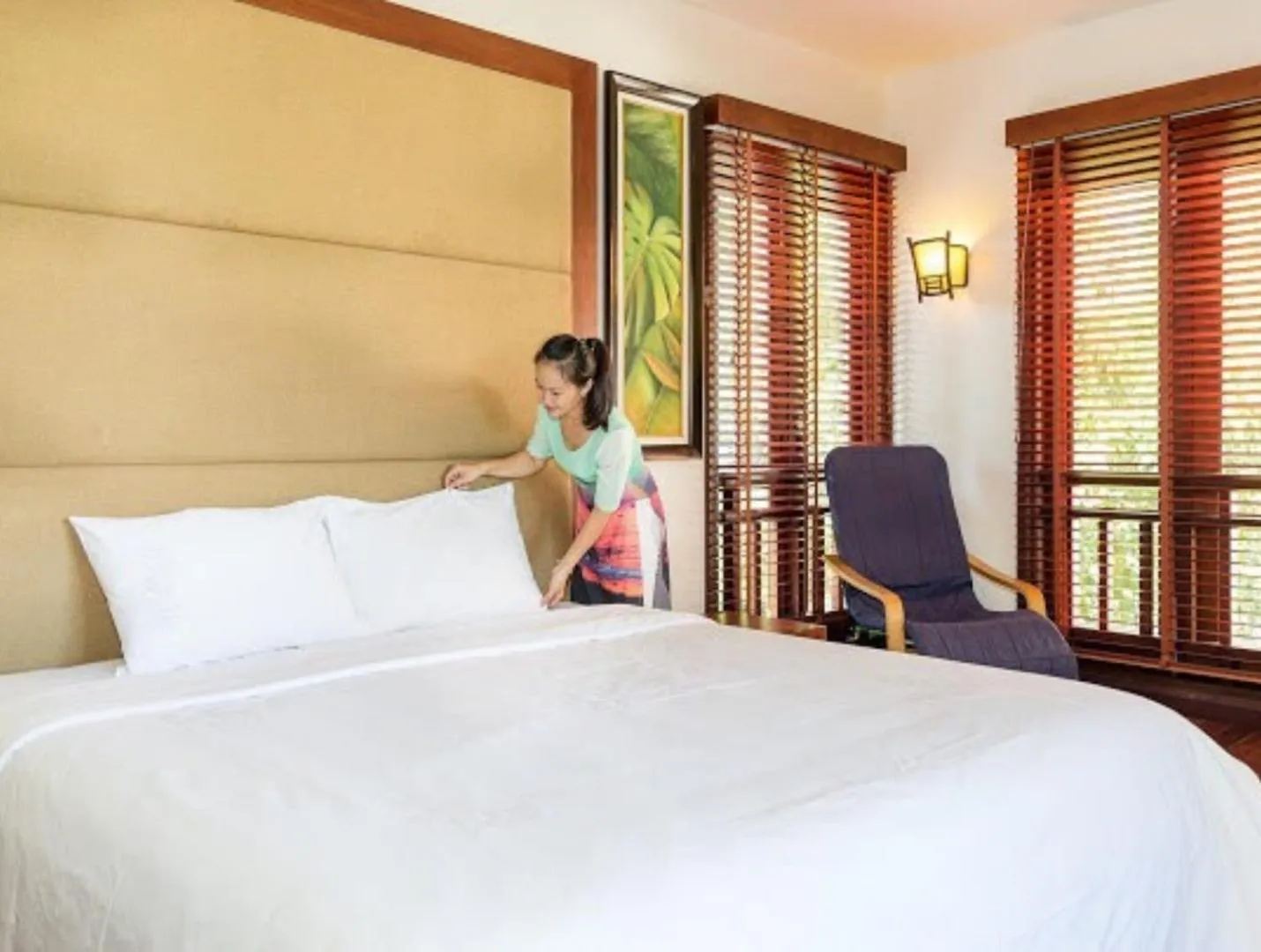 Bed in Abogo Resort Villas Luxury Da Nang