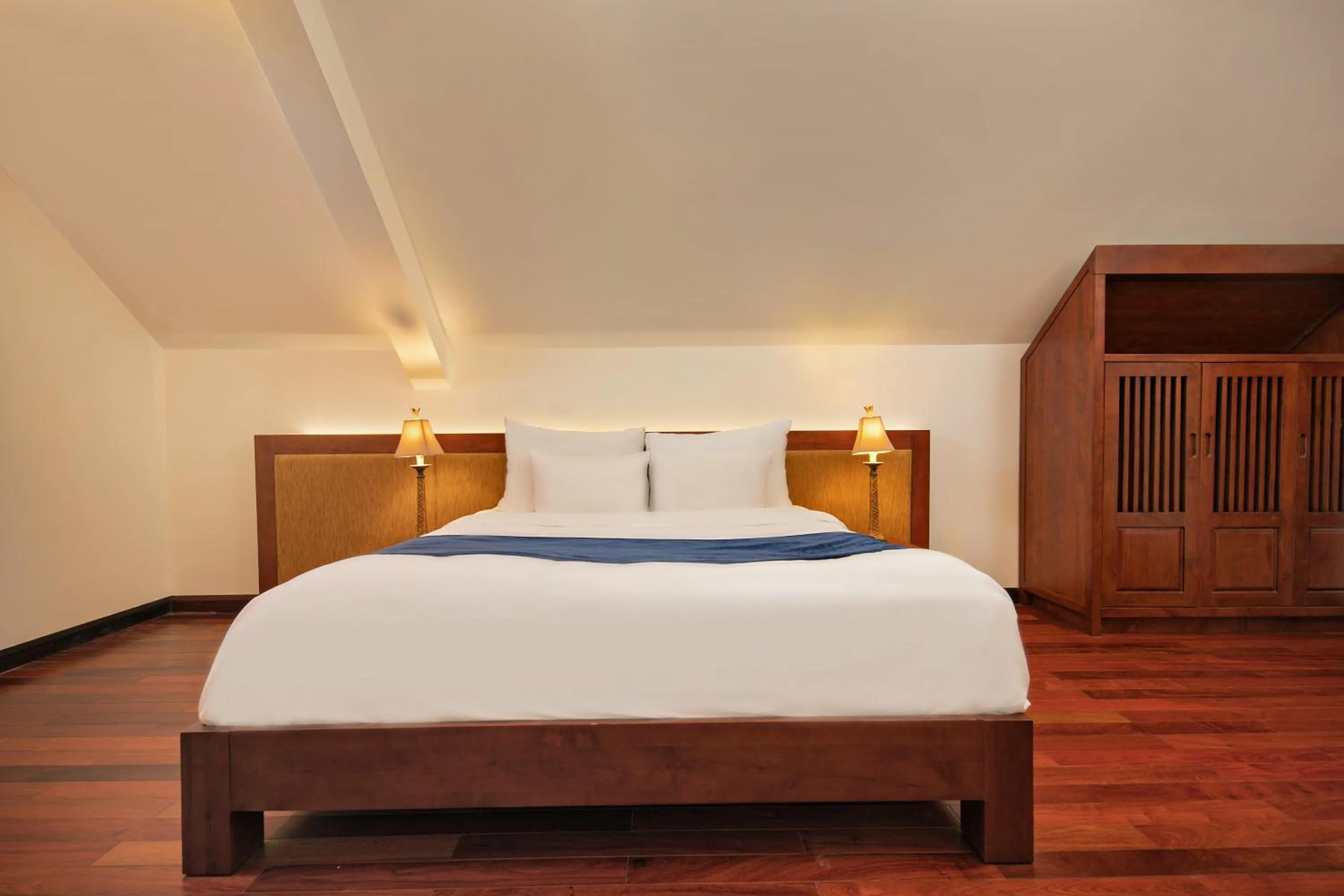 Bed in Abogo Resort Villas Luxury Da Nang