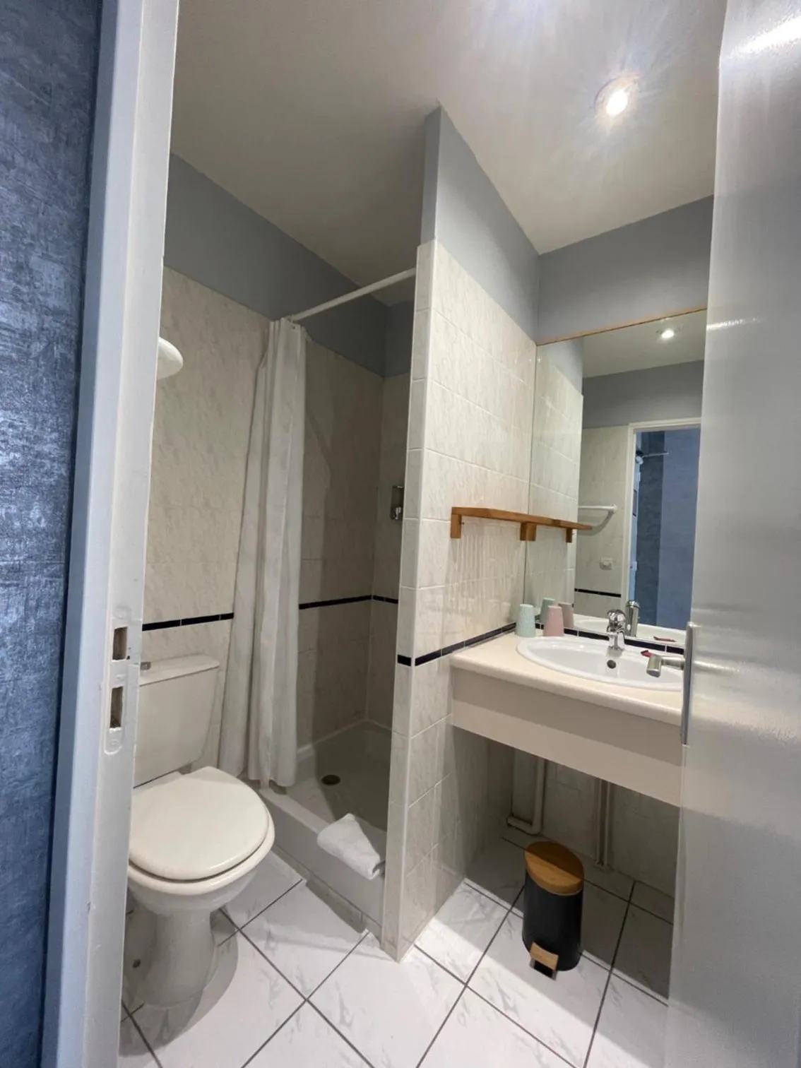 Bathroom in Hôtel Michelet Plage