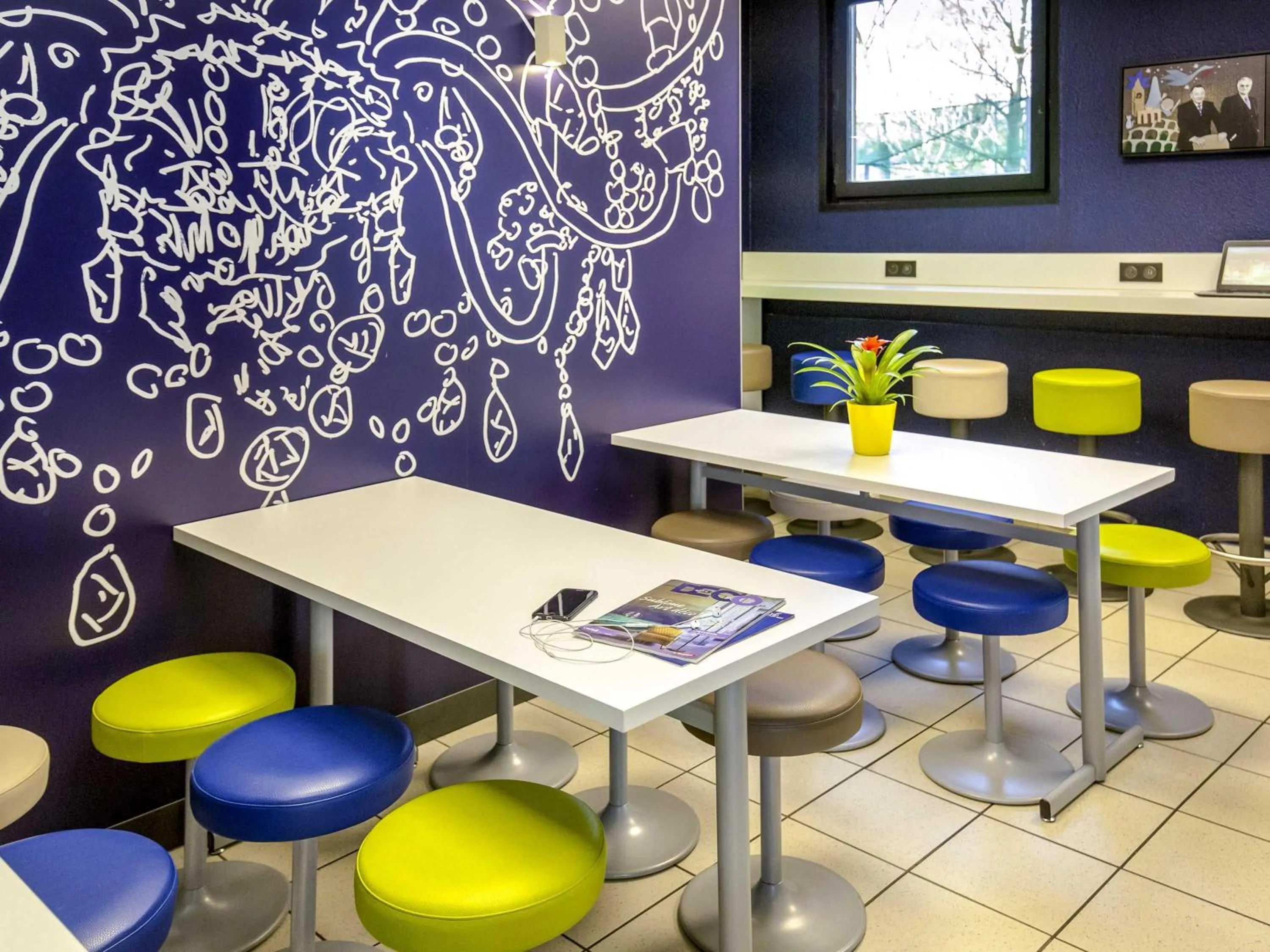 Property building in ibis budget Vienne Sud