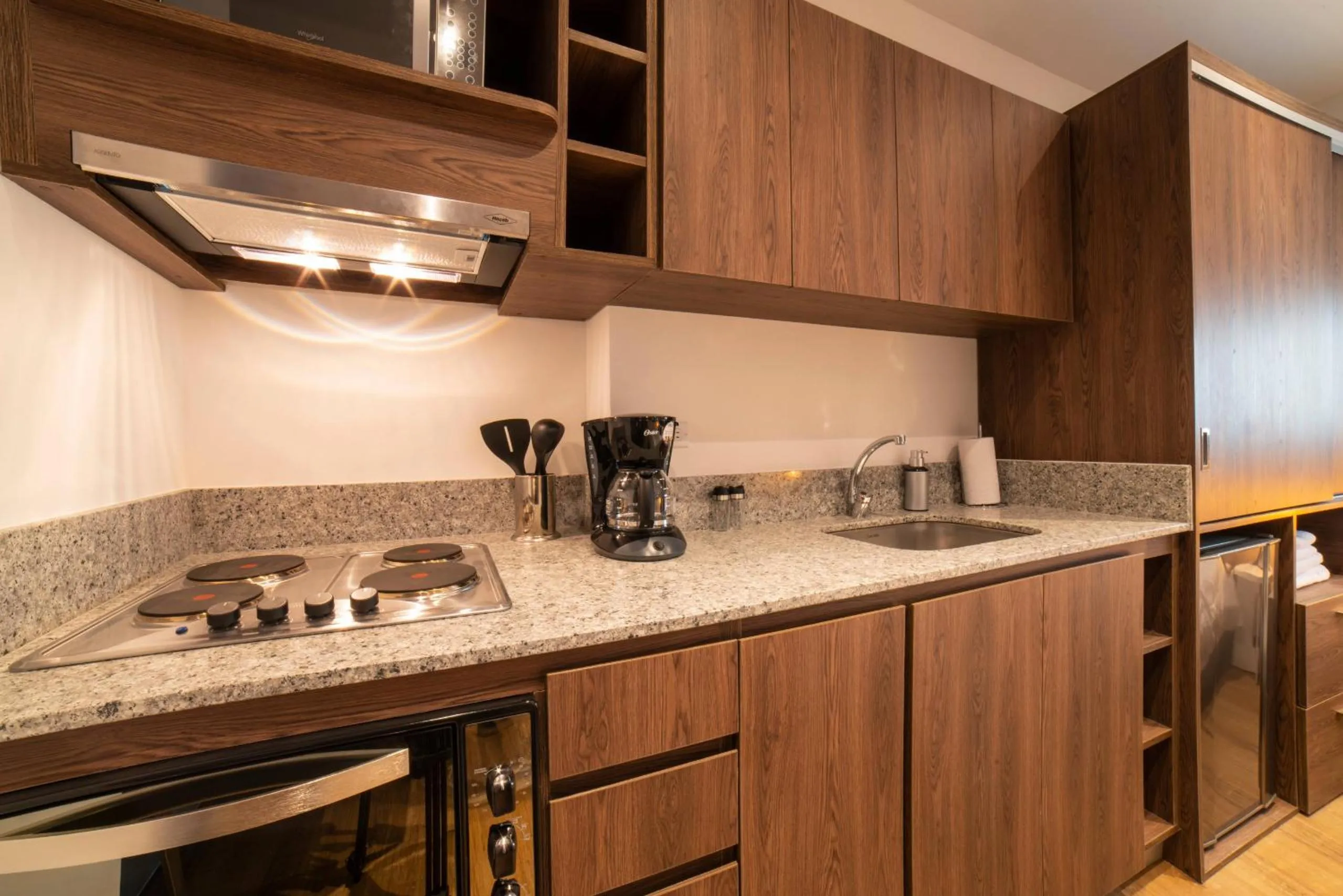 Kitchen or kitchenette in Cali River Suites by Yellowkey Capital