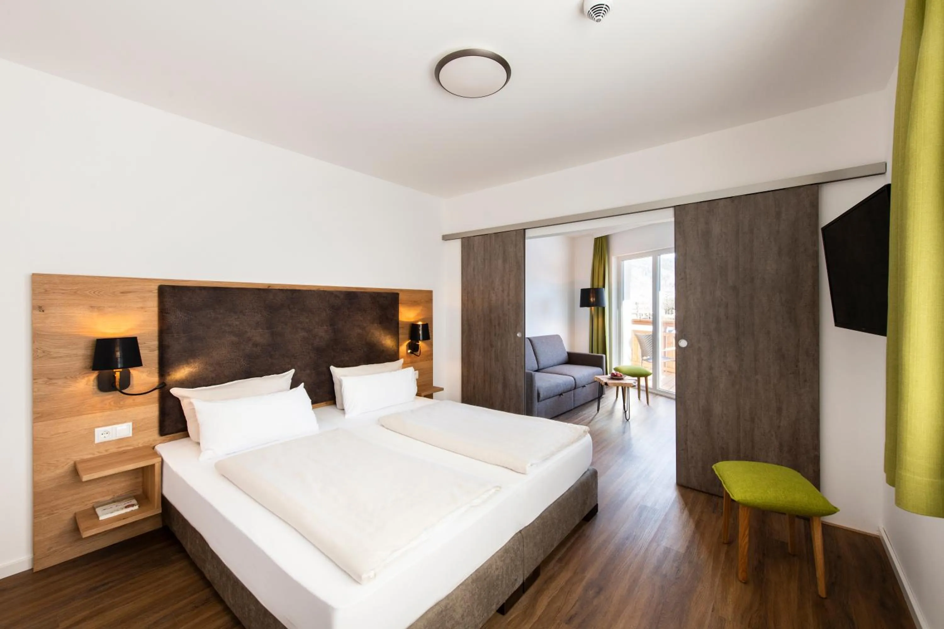 Photo of the whole room, Bed in Schnitzers Dahoam - Hundefreundlich