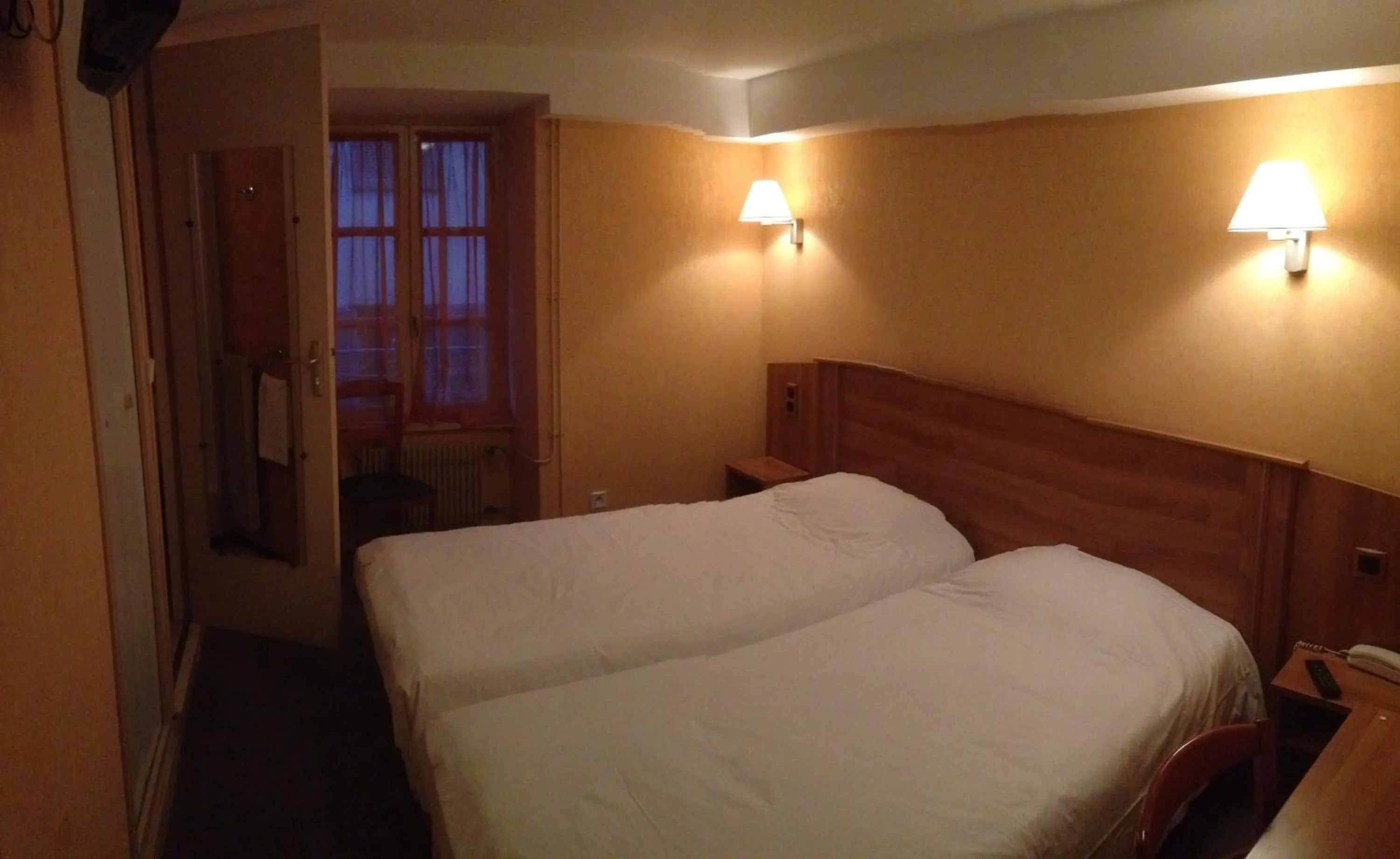 Bedroom, Bed in Hotel De L'Abbaye