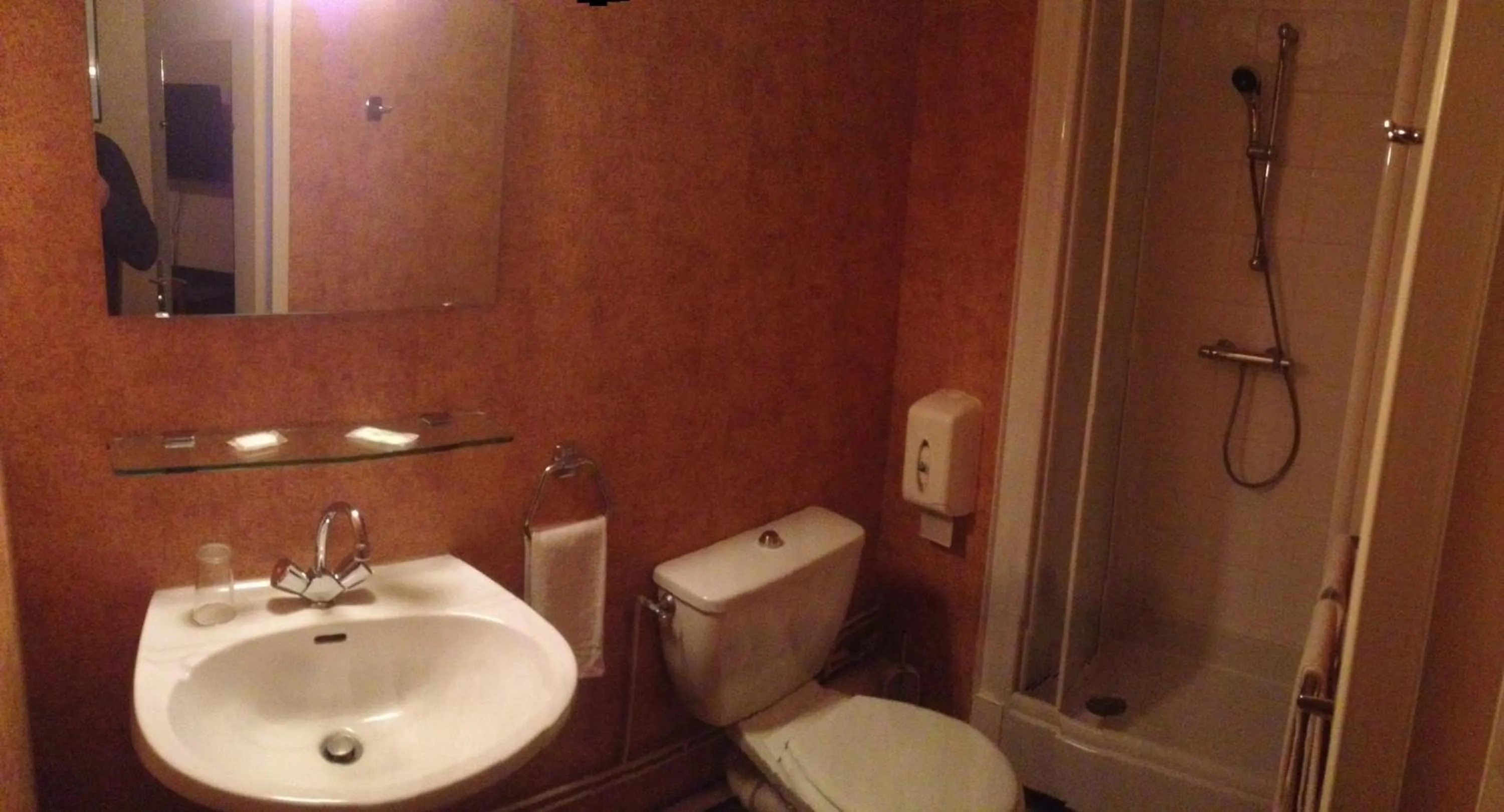 Bathroom in Hotel De L'Abbaye