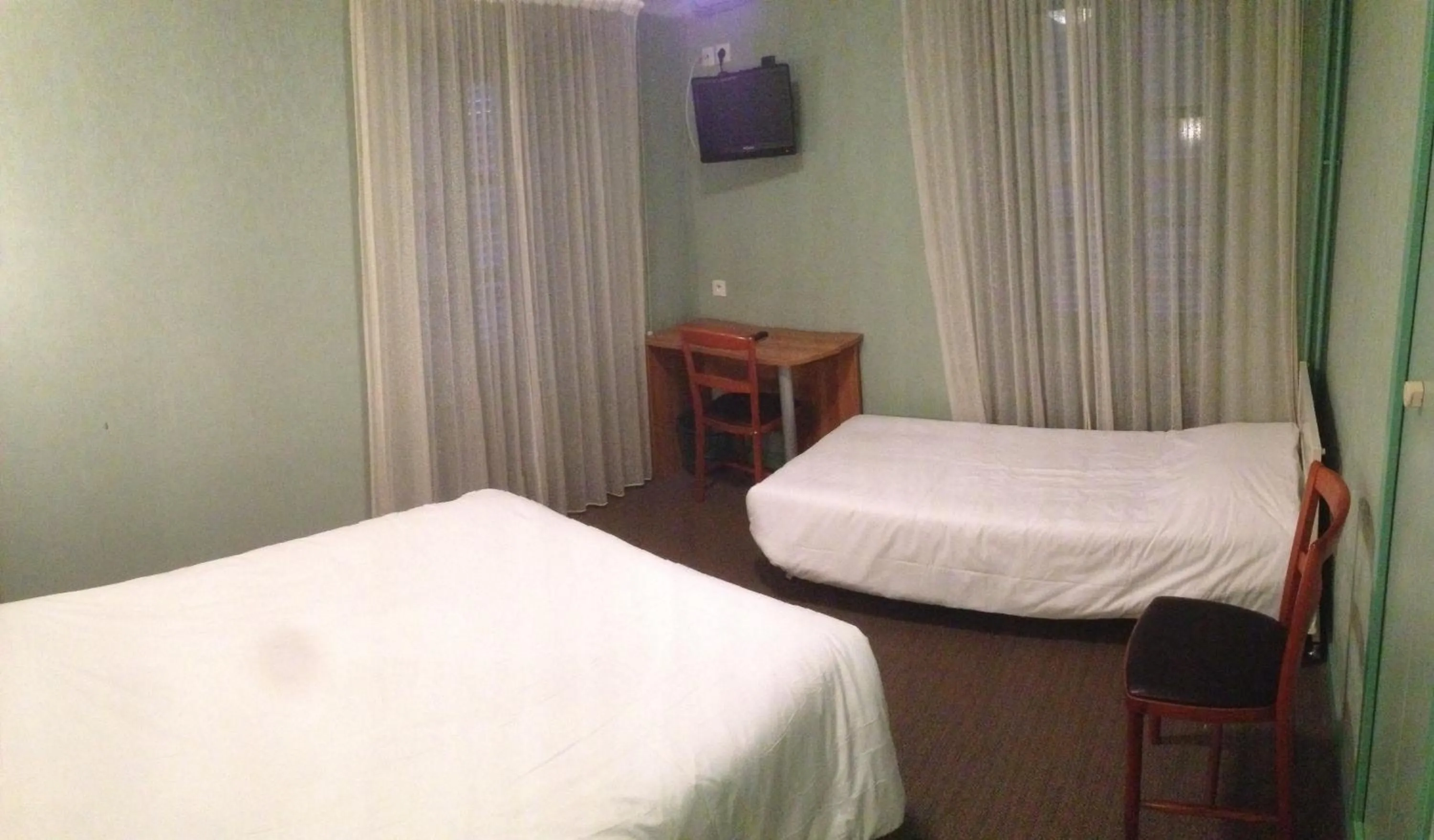 Bedroom, Bed in Hotel De L'Abbaye