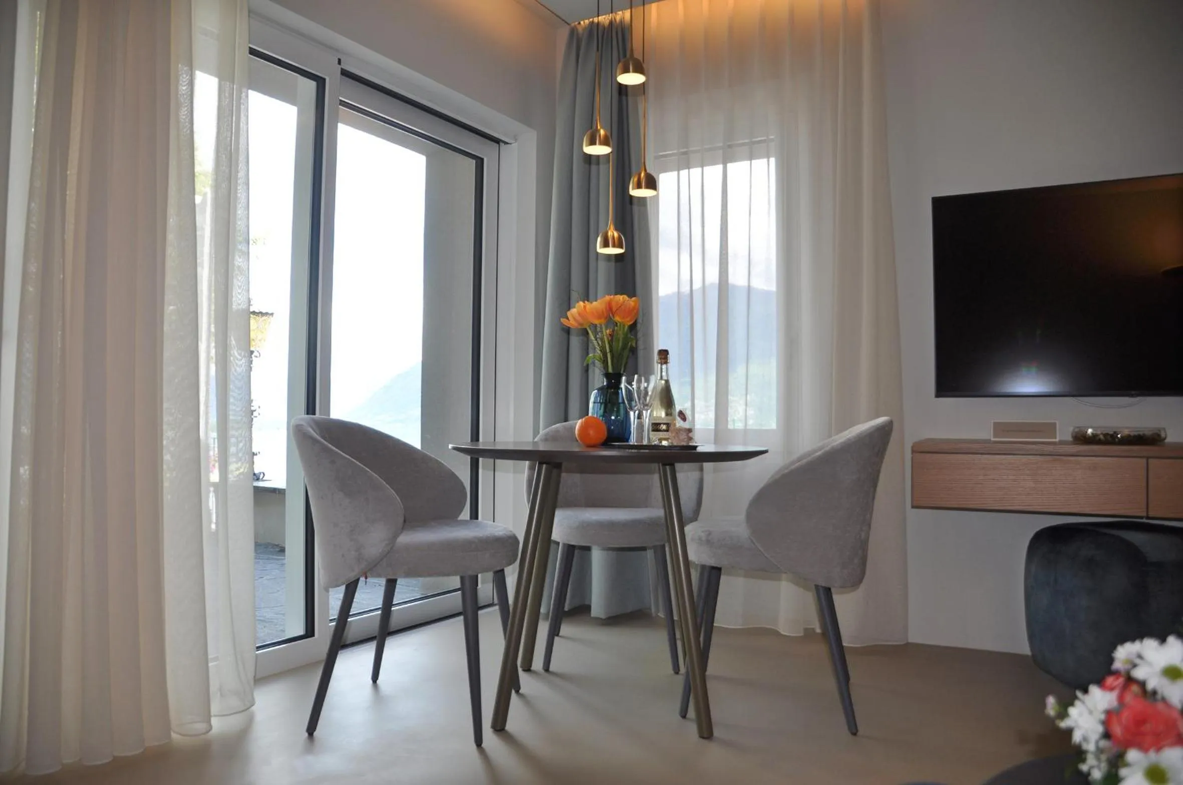 TV and multimedia in Boutique Hotel La Rocca