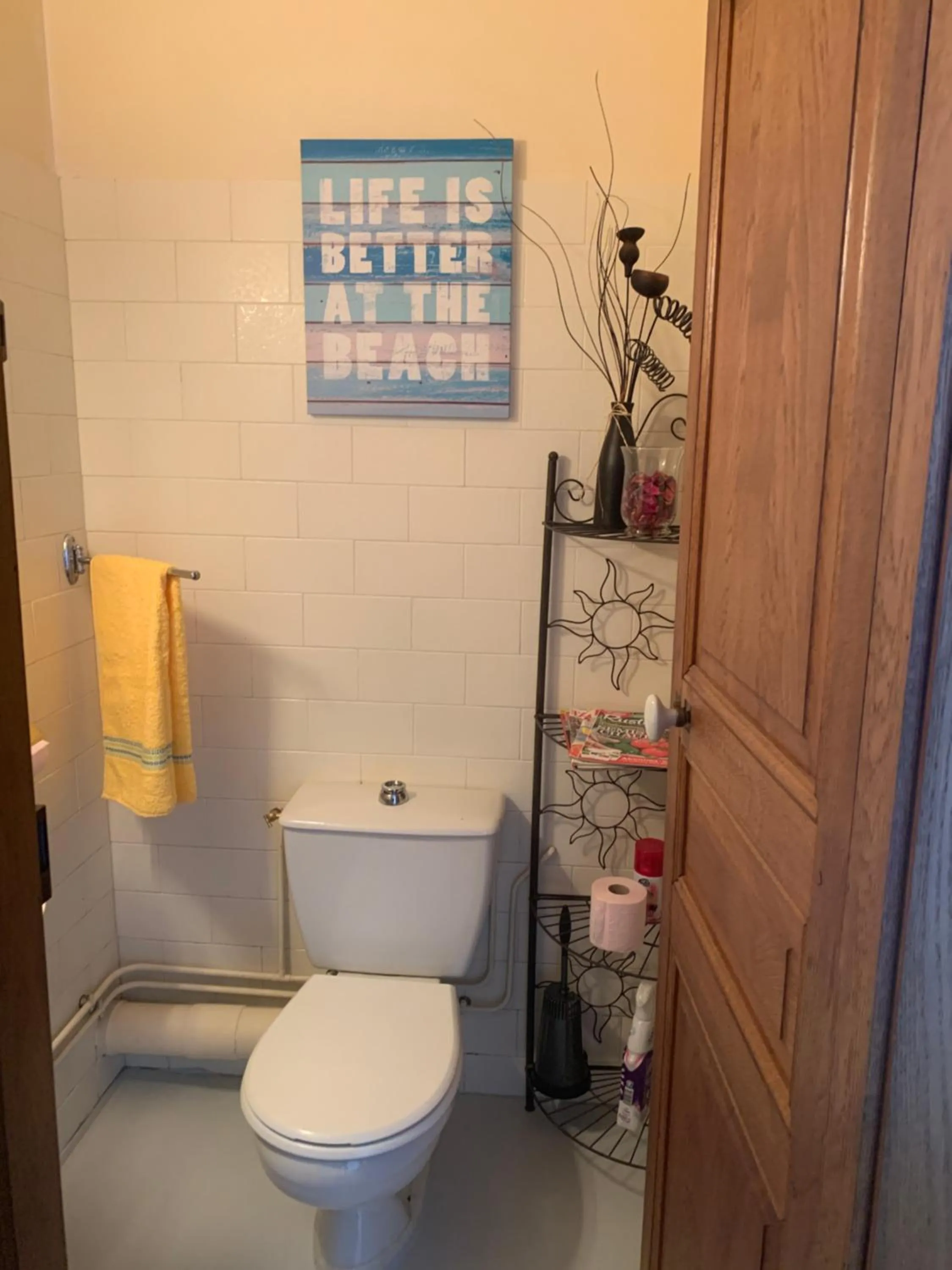 Toilet in Chambres d'hôtes dans une maison de caractère