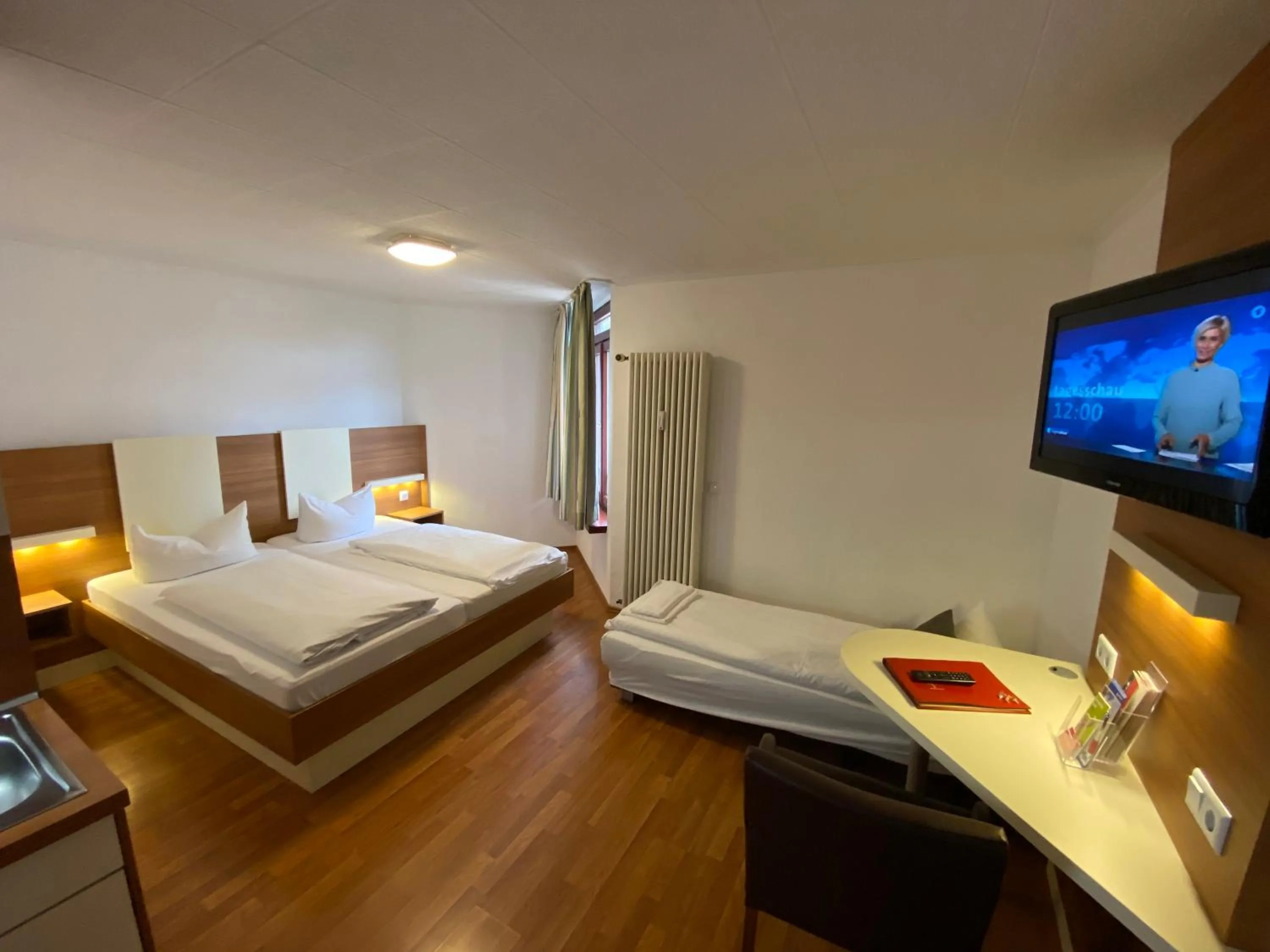 Decorative detail, Bed in Central Hotel-Apart München