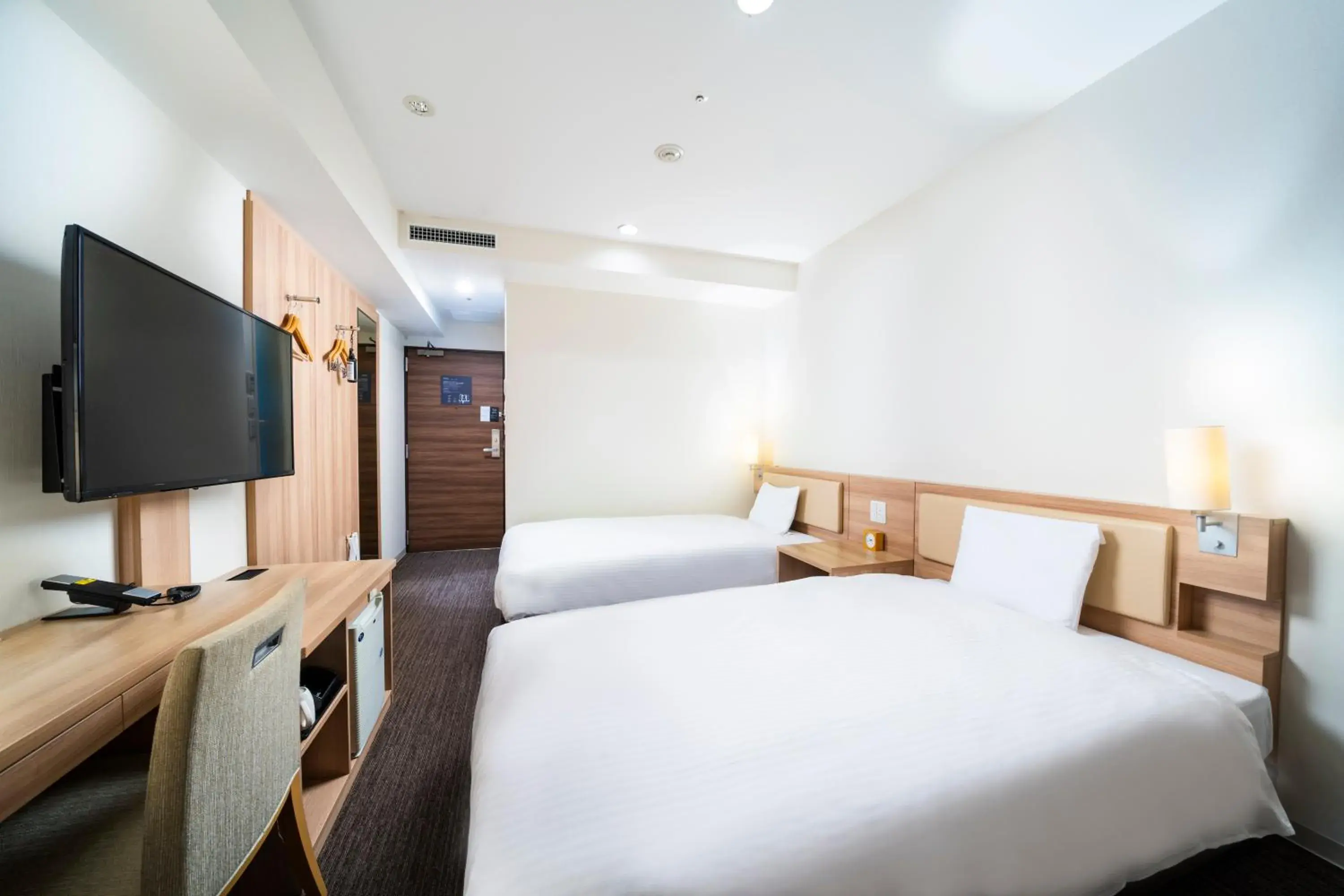 Photo of the whole room, Bed in KOKO HOTEL Sapporo Ekimae Photo of the whole room, Bed in KOKO HOTEL Sapporo Ekimae