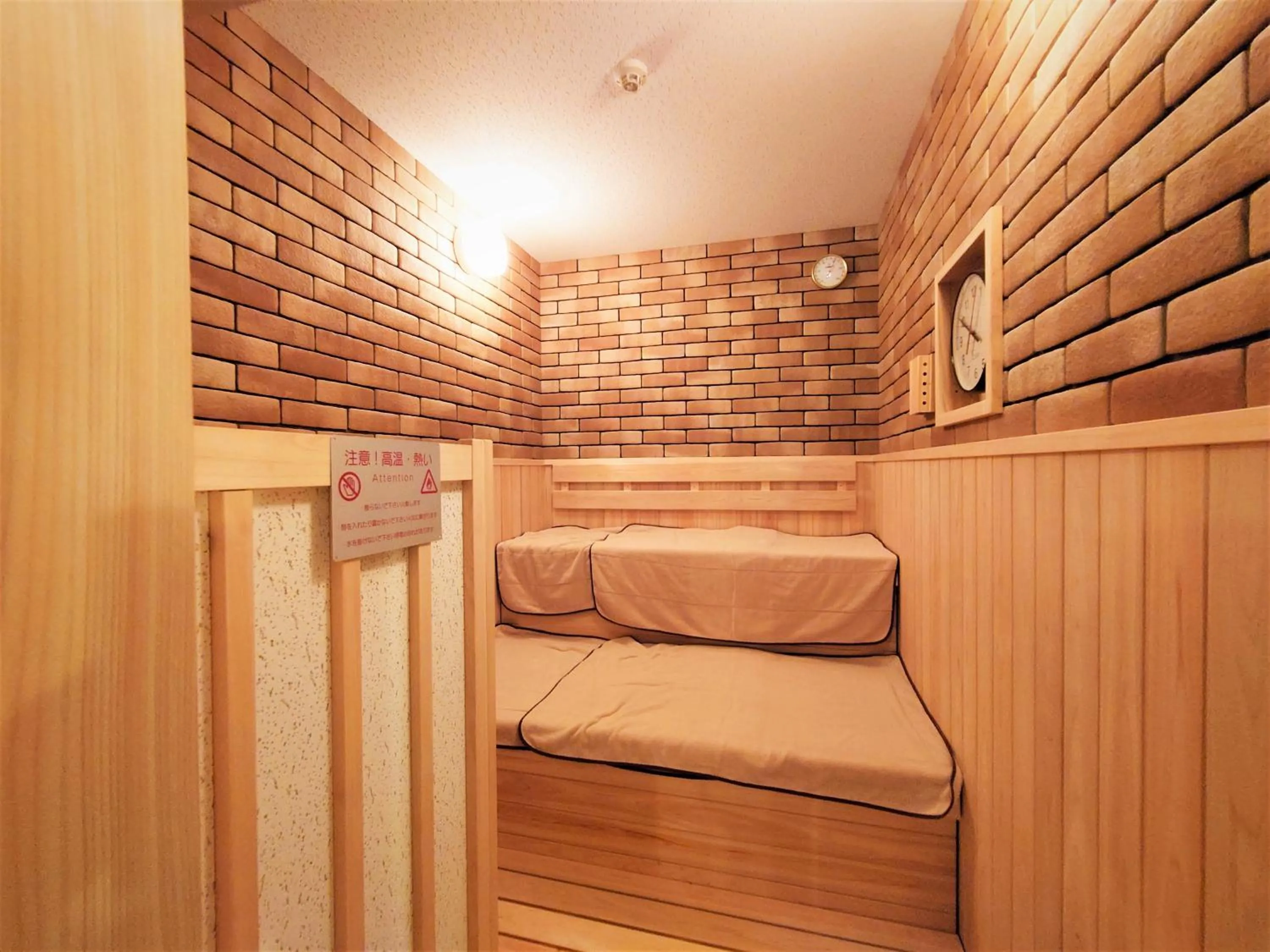Public Bath, Bed in Green Rich Hotel Miyazaki Tachibandori 2 (Artificial hot spring Futamata Yunohana)