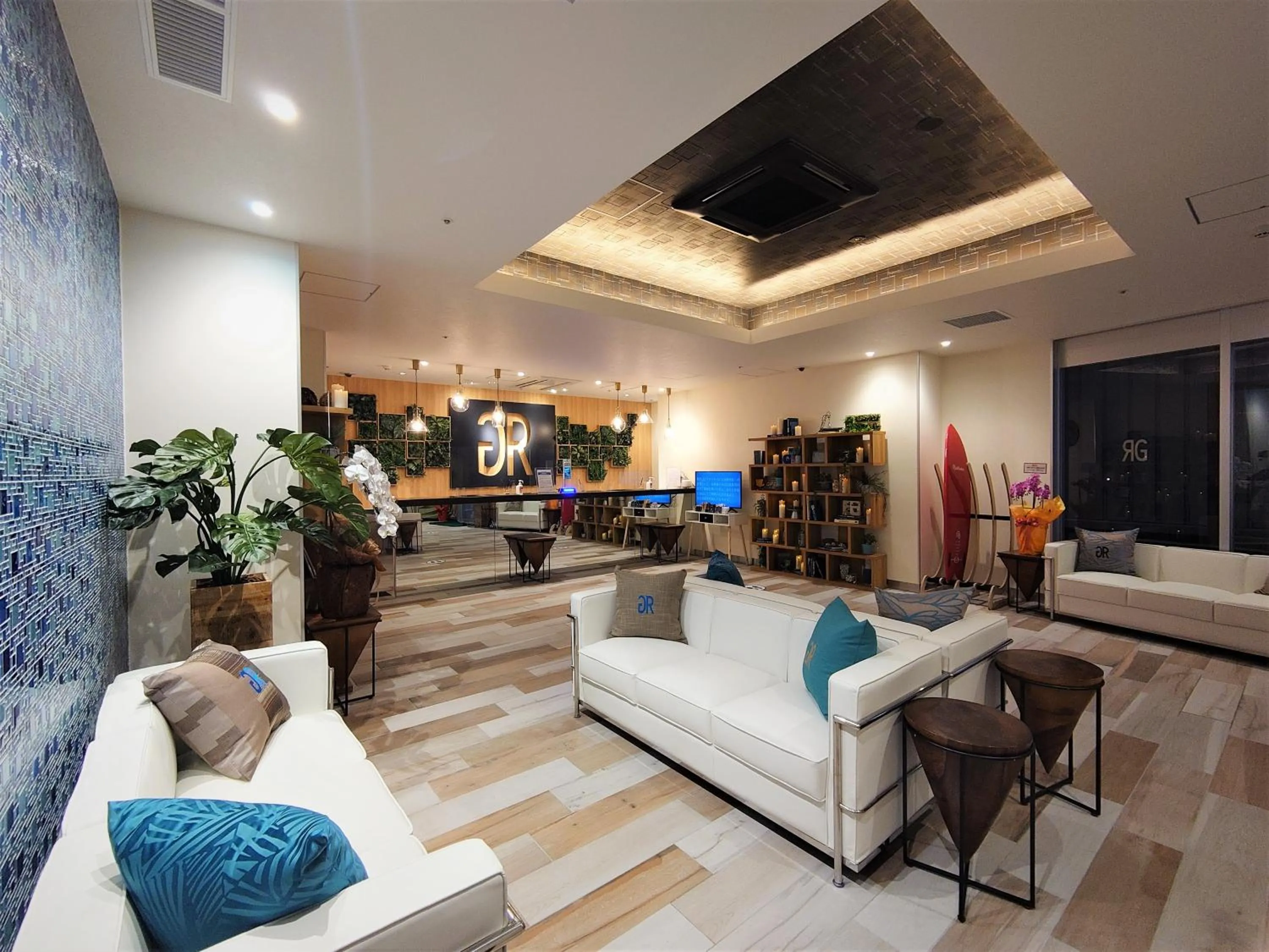 Lobby or reception in Green Rich Hotel Miyazaki Tachibandori 2 (Artificial hot spring Futamata Yunohana)