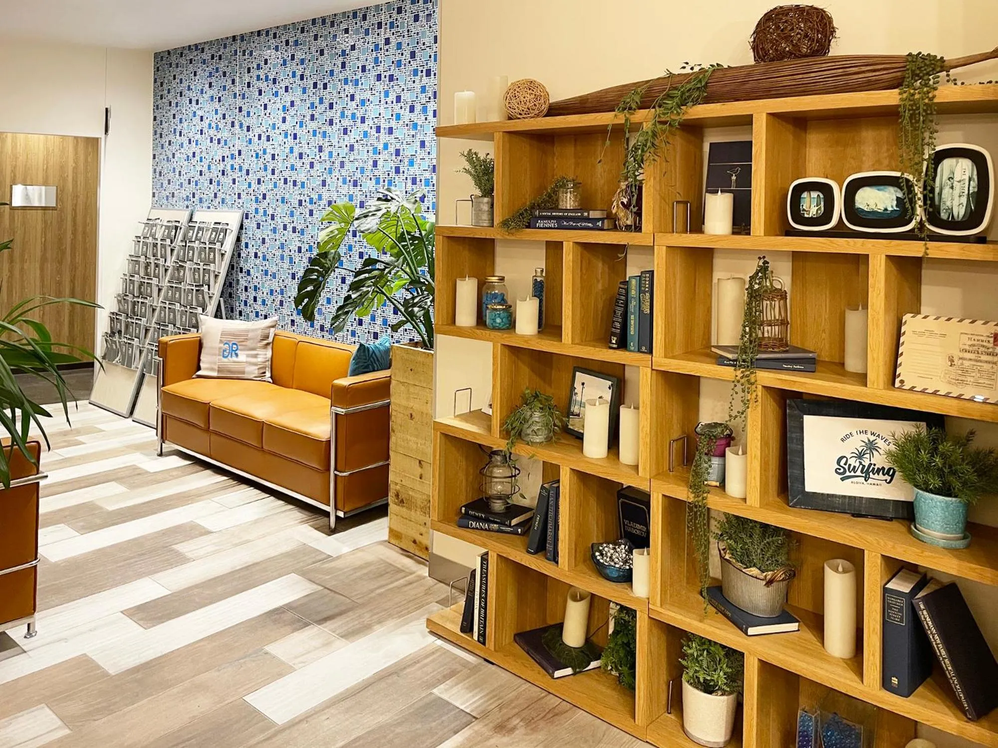 Lobby or reception in Green Rich Hotel Miyazaki Tachibandori 2 (Artificial hot spring Futamata Yunohana)