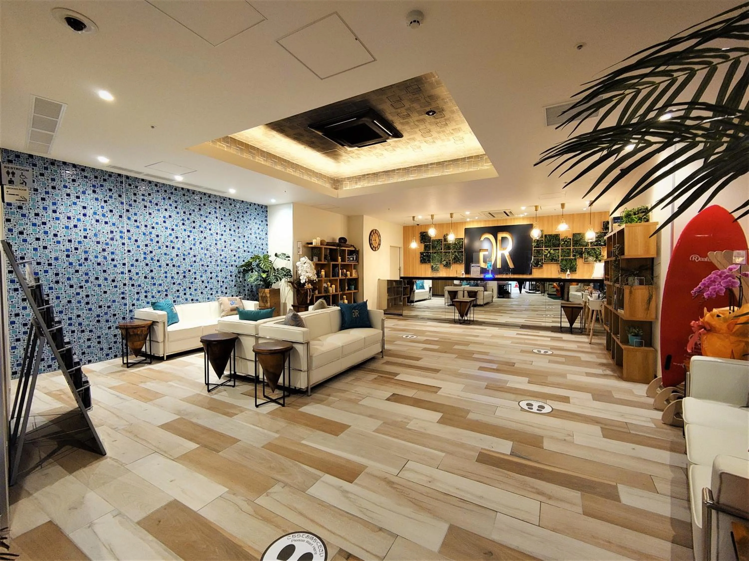 Lobby or reception in Green Rich Hotel Miyazaki Tachibandori 2 (Artificial hot spring Futamata Yunohana)