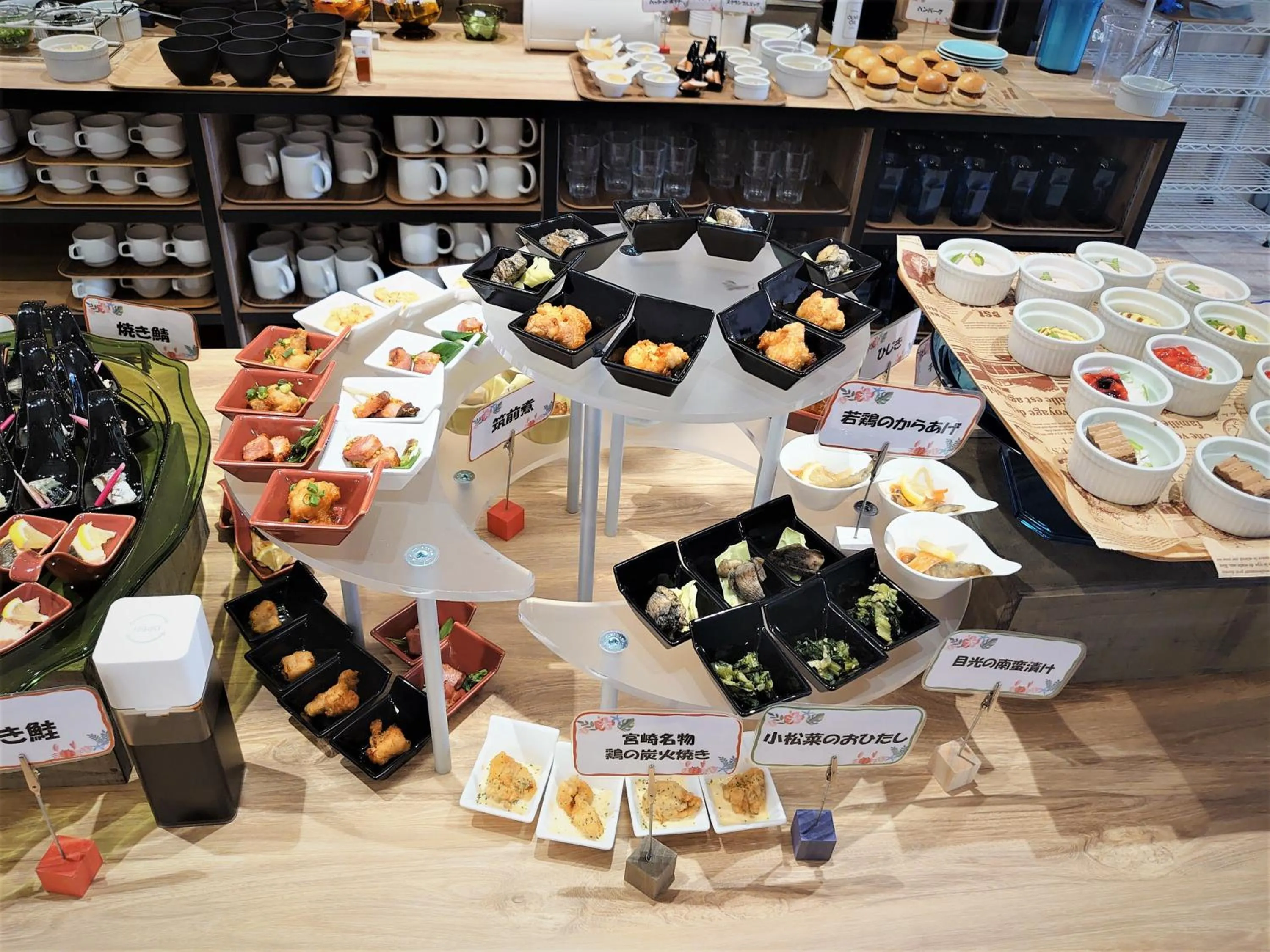 Buffet breakfast in Green Rich Hotel Miyazaki Tachibandori 2 (Artificial hot spring Futamata Yunohana)