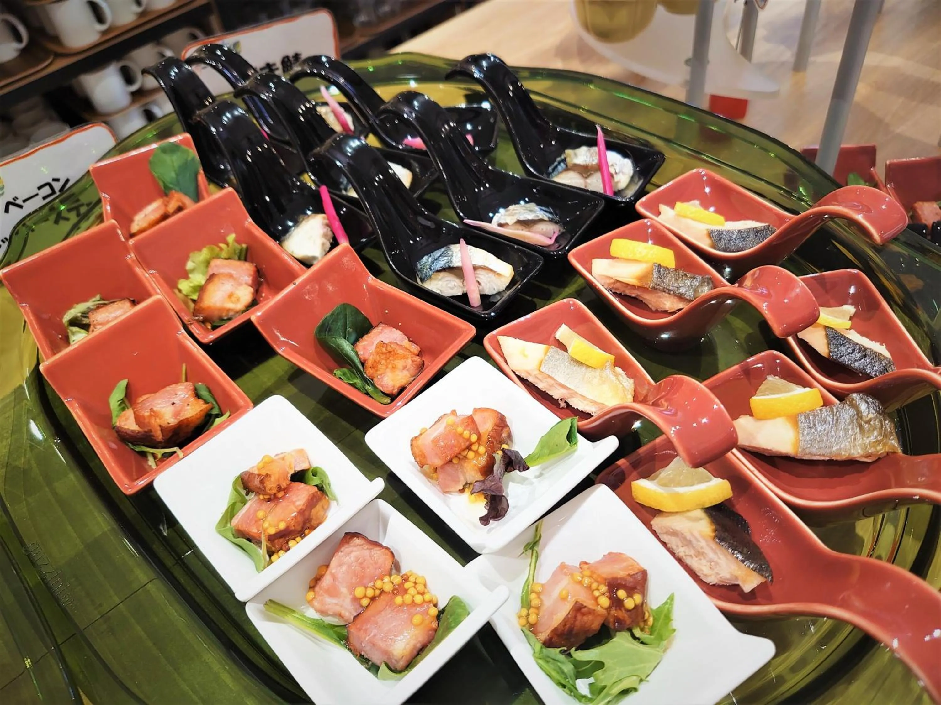 Buffet breakfast in Green Rich Hotel Miyazaki Tachibandori 2 (Artificial hot spring Futamata Yunohana)