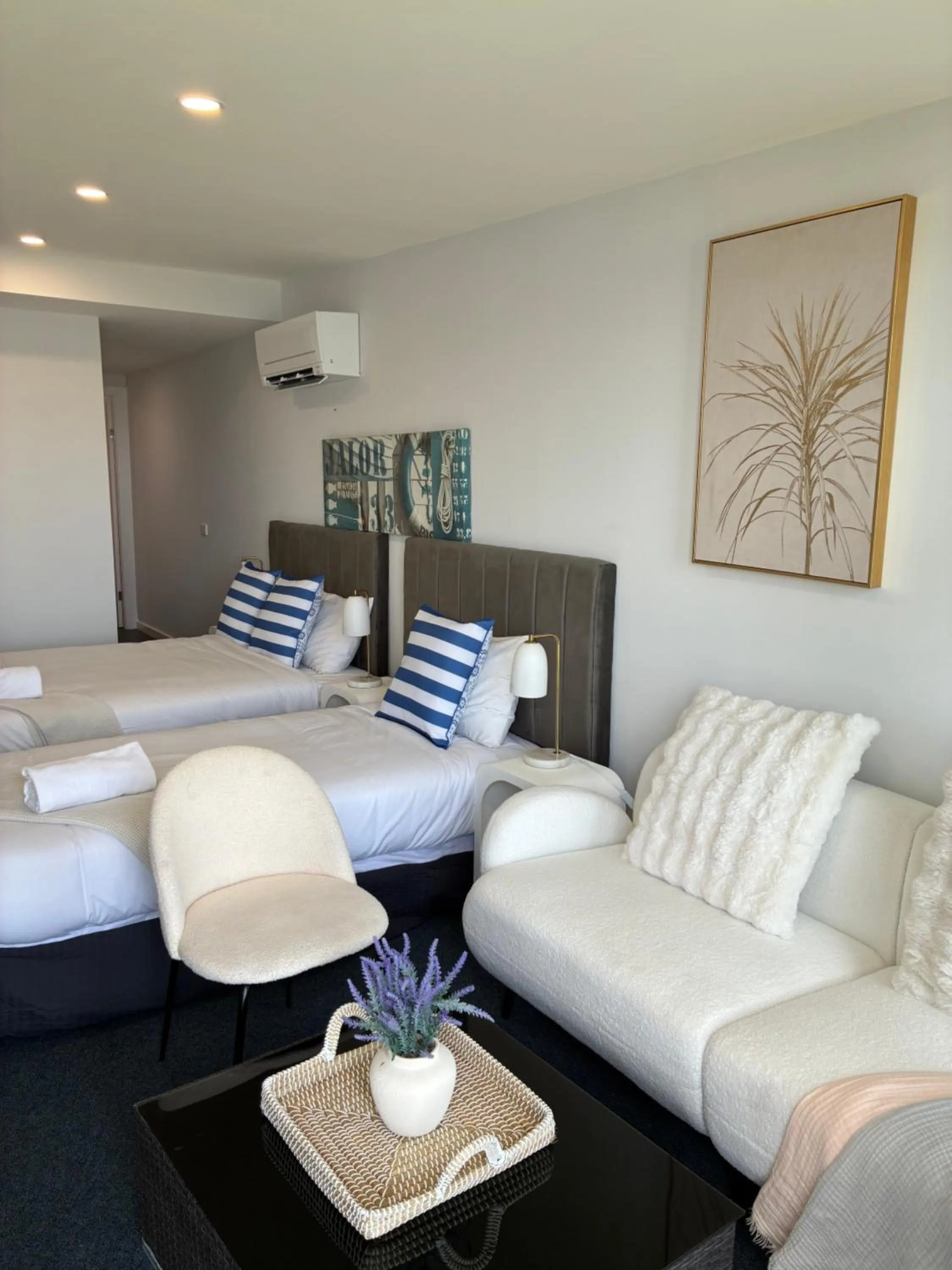 Bed in Lakes Resort Toukley