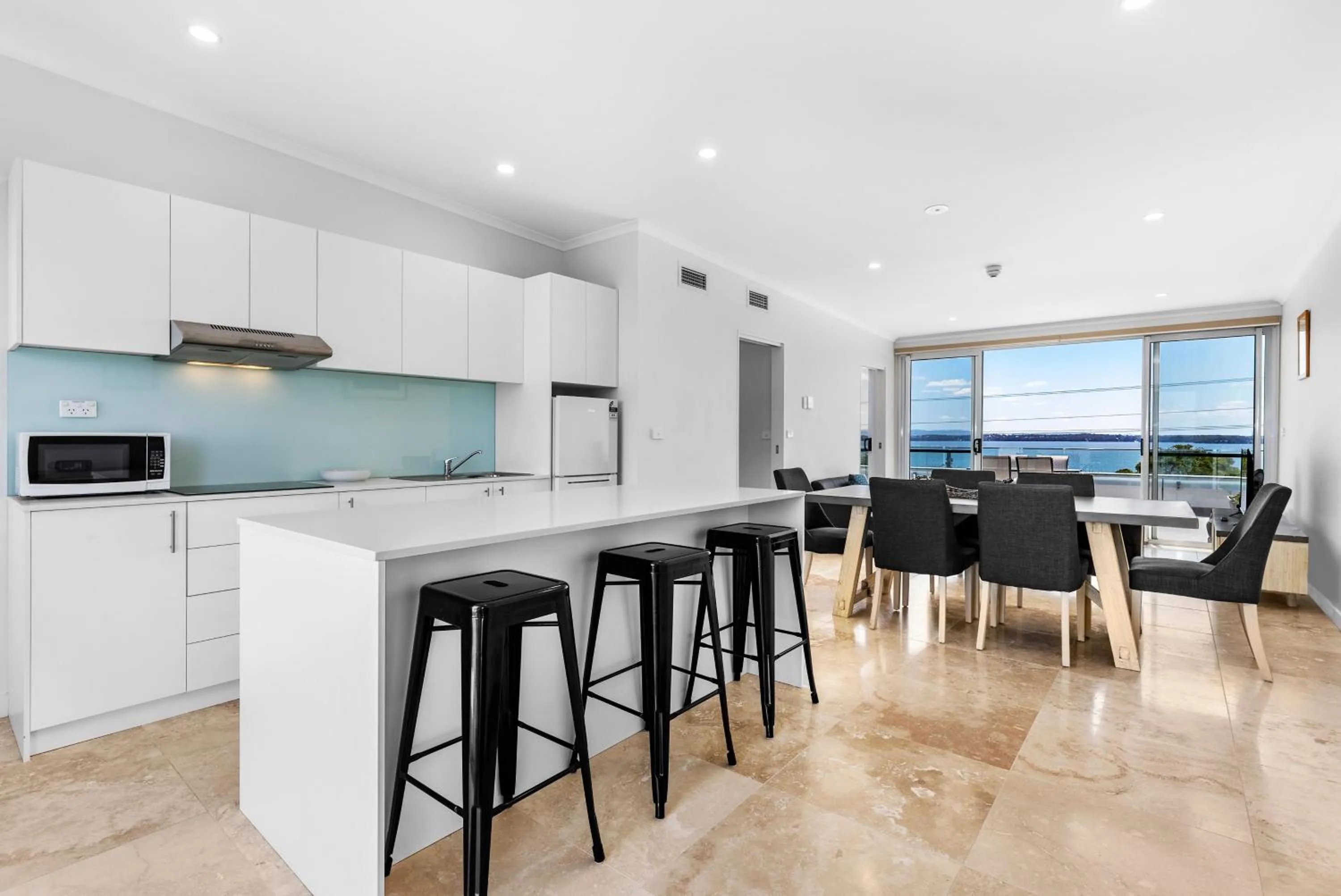 Kitchen or kitchenette in Lakes Resort Toukley