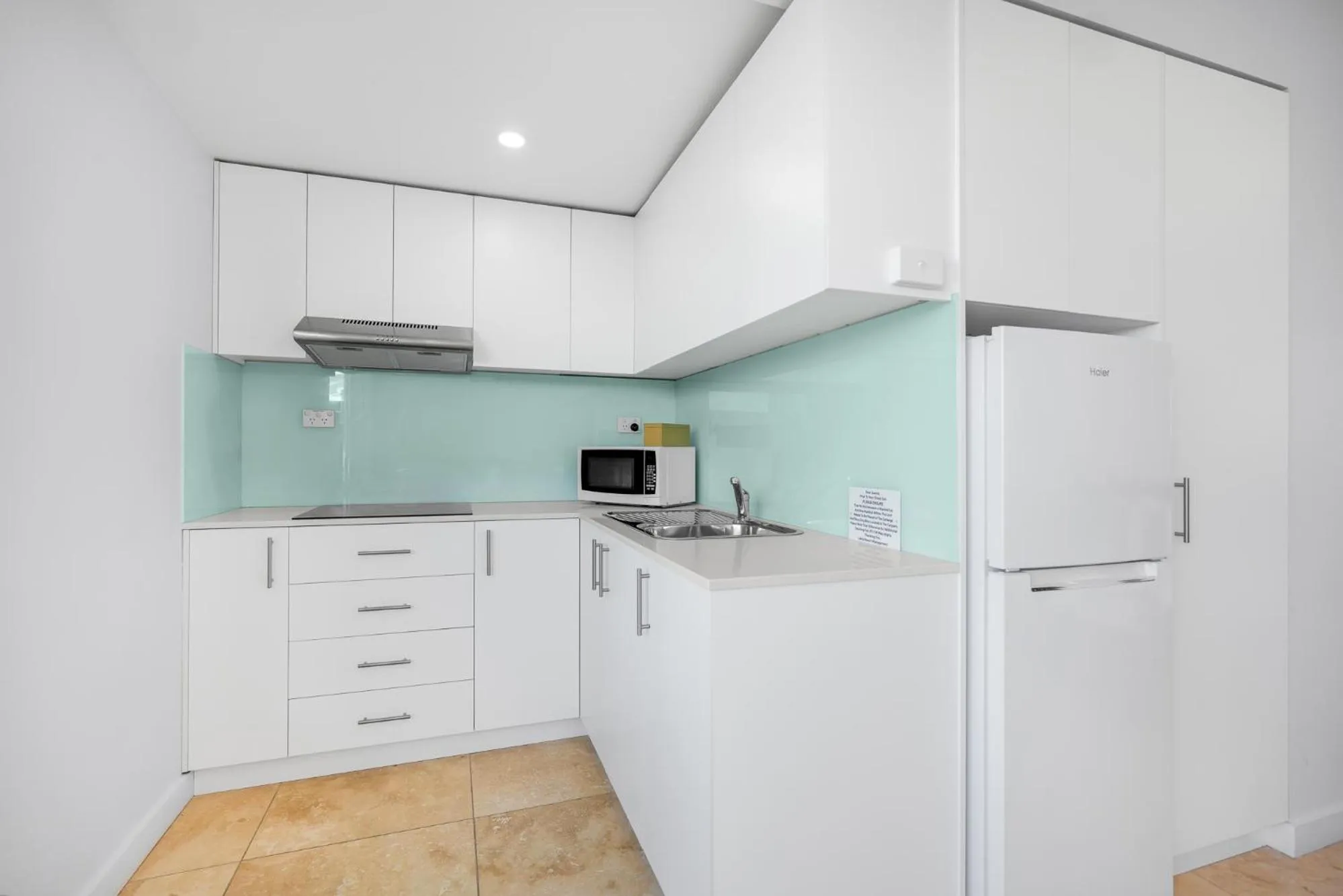 Kitchen or kitchenette in Lakes Resort Toukley