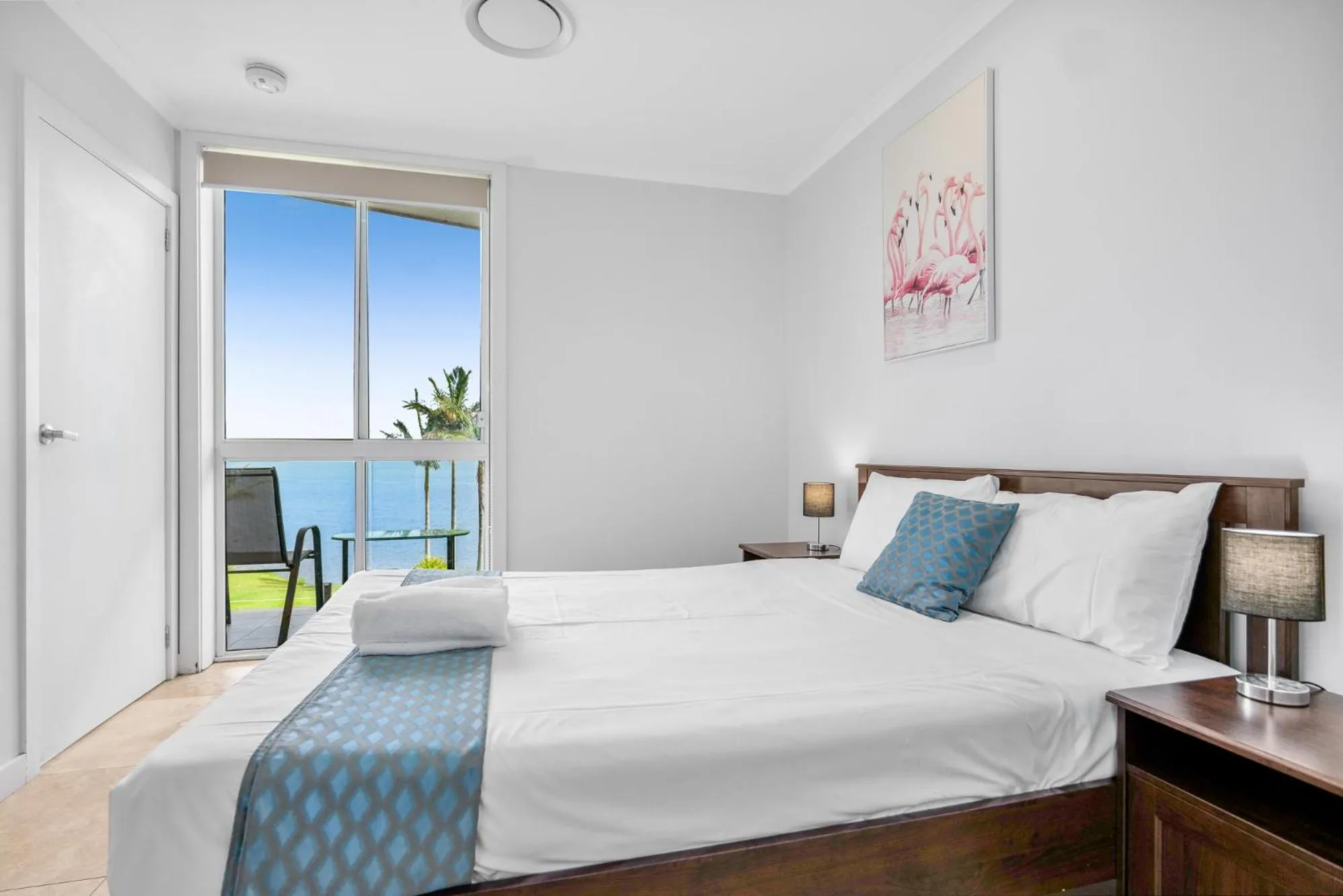 Bed in Lakes Resort Toukley