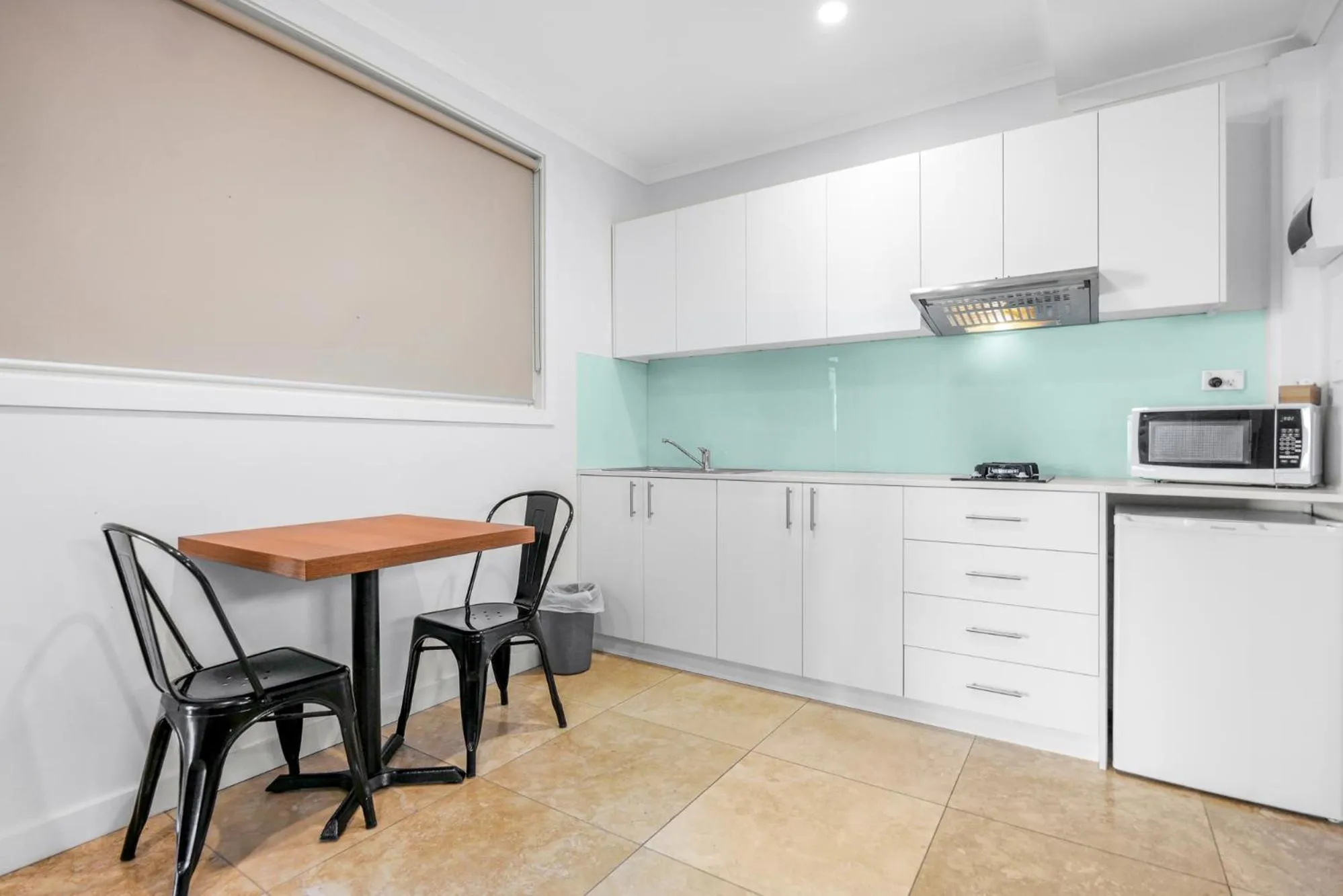 Kitchen or kitchenette in Lakes Resort Toukley